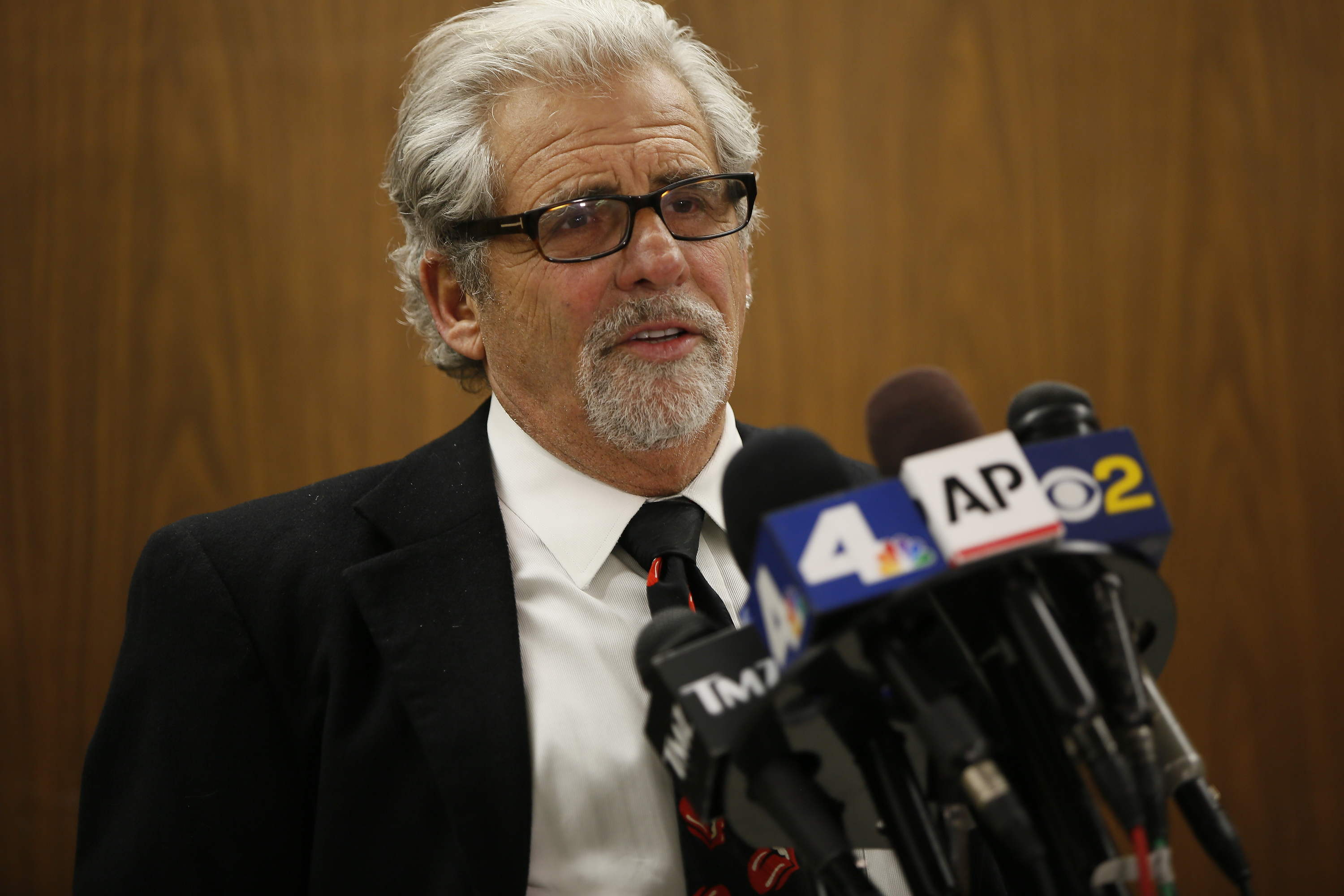 Judge: Man accused of McDormand Oscar theft will be released