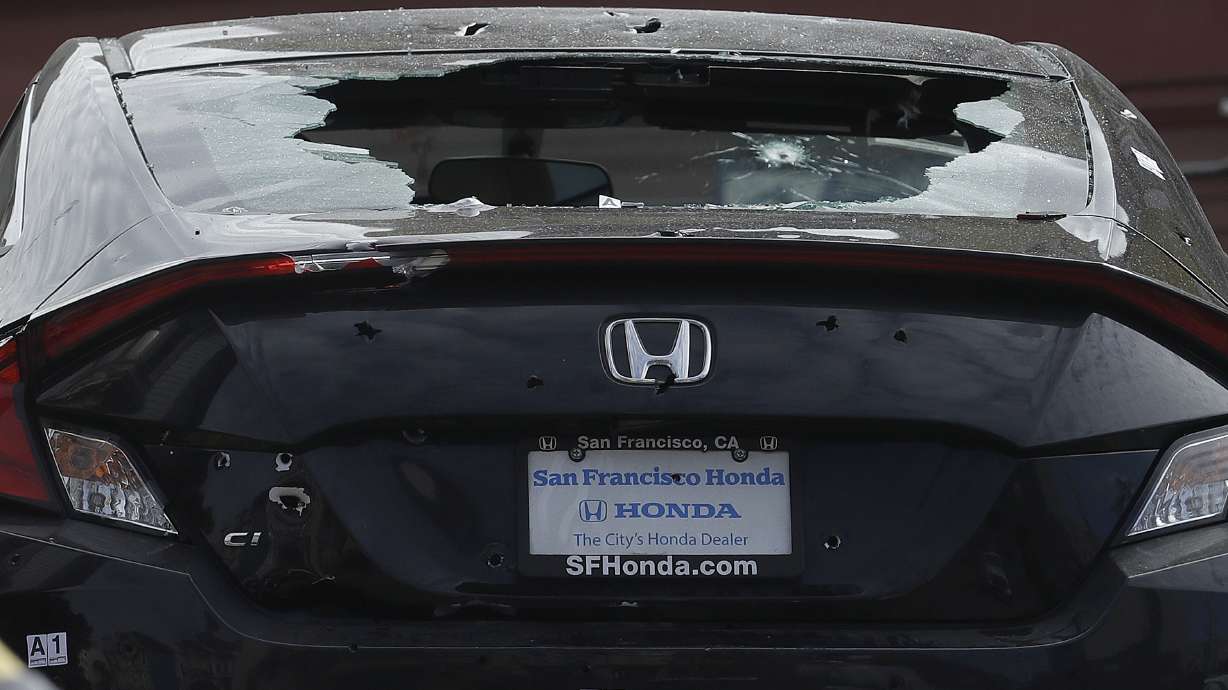 San Francisco police kill robbery suspect in trunk of car