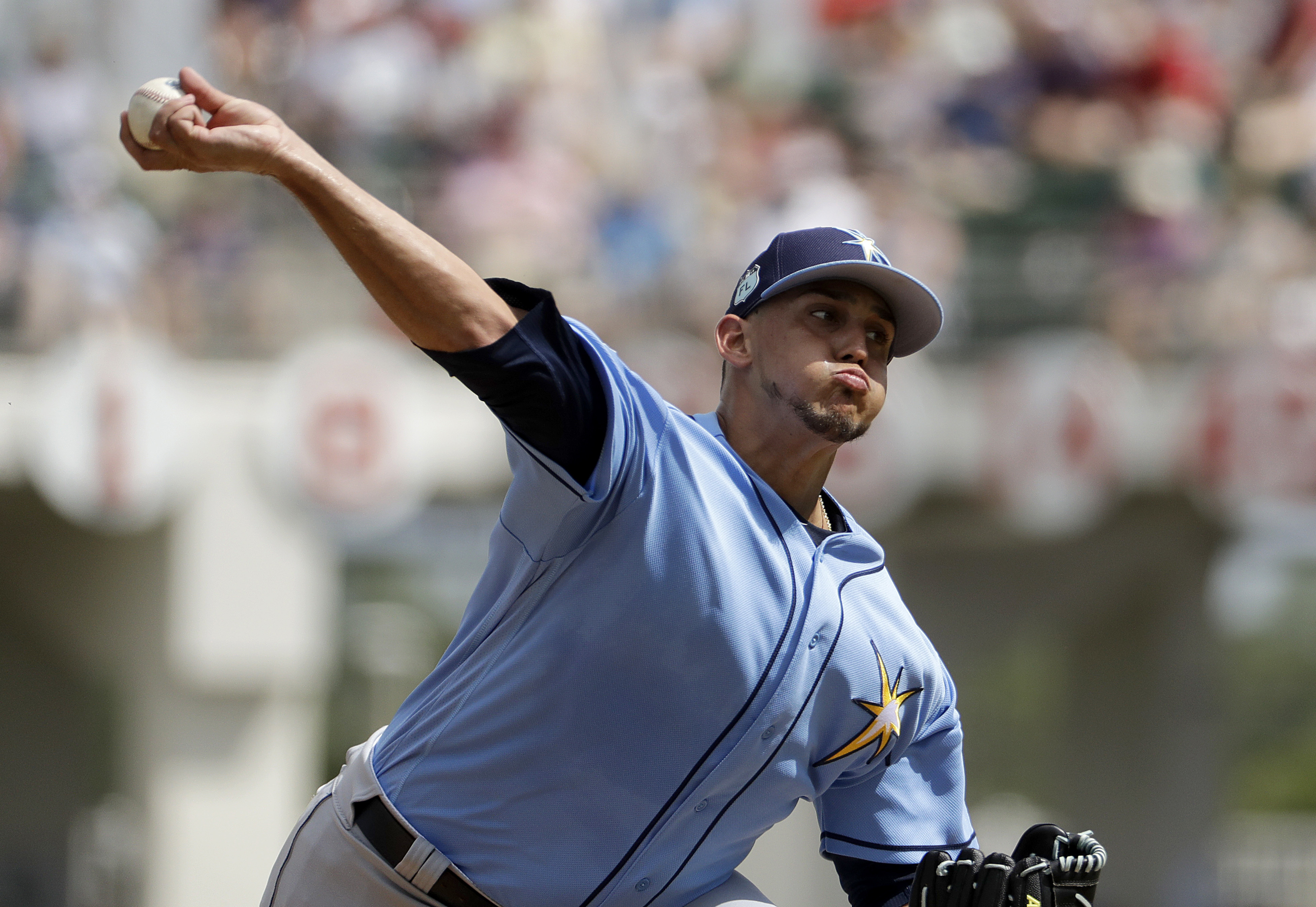 De Leon 2nd Rays prospect with bad elbow injury this spring