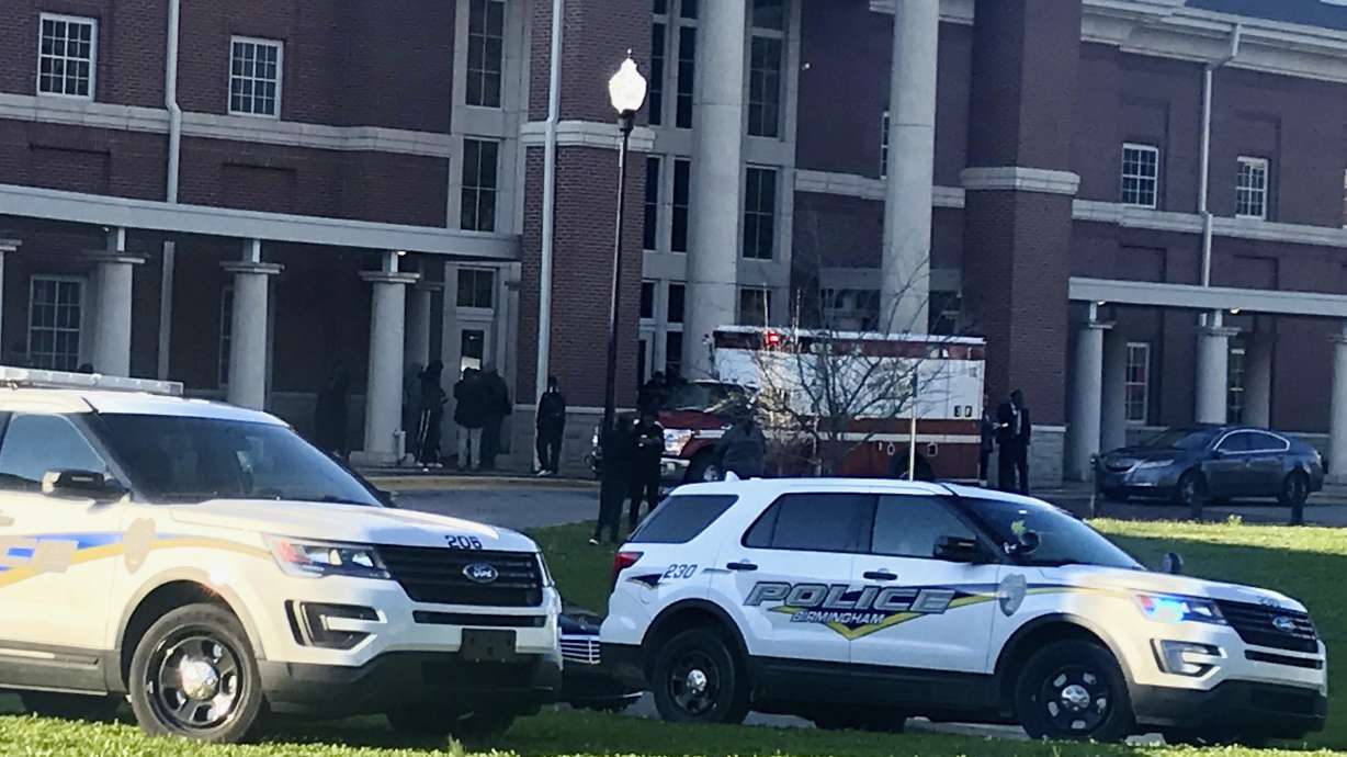 Official: School metal detectors not in use day of shooting