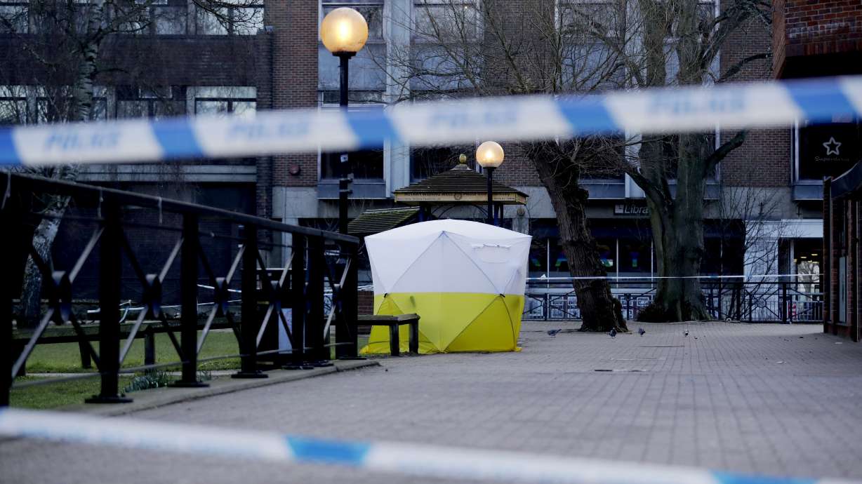 UK police: 21 people sought treatment after ex-spy poisoning