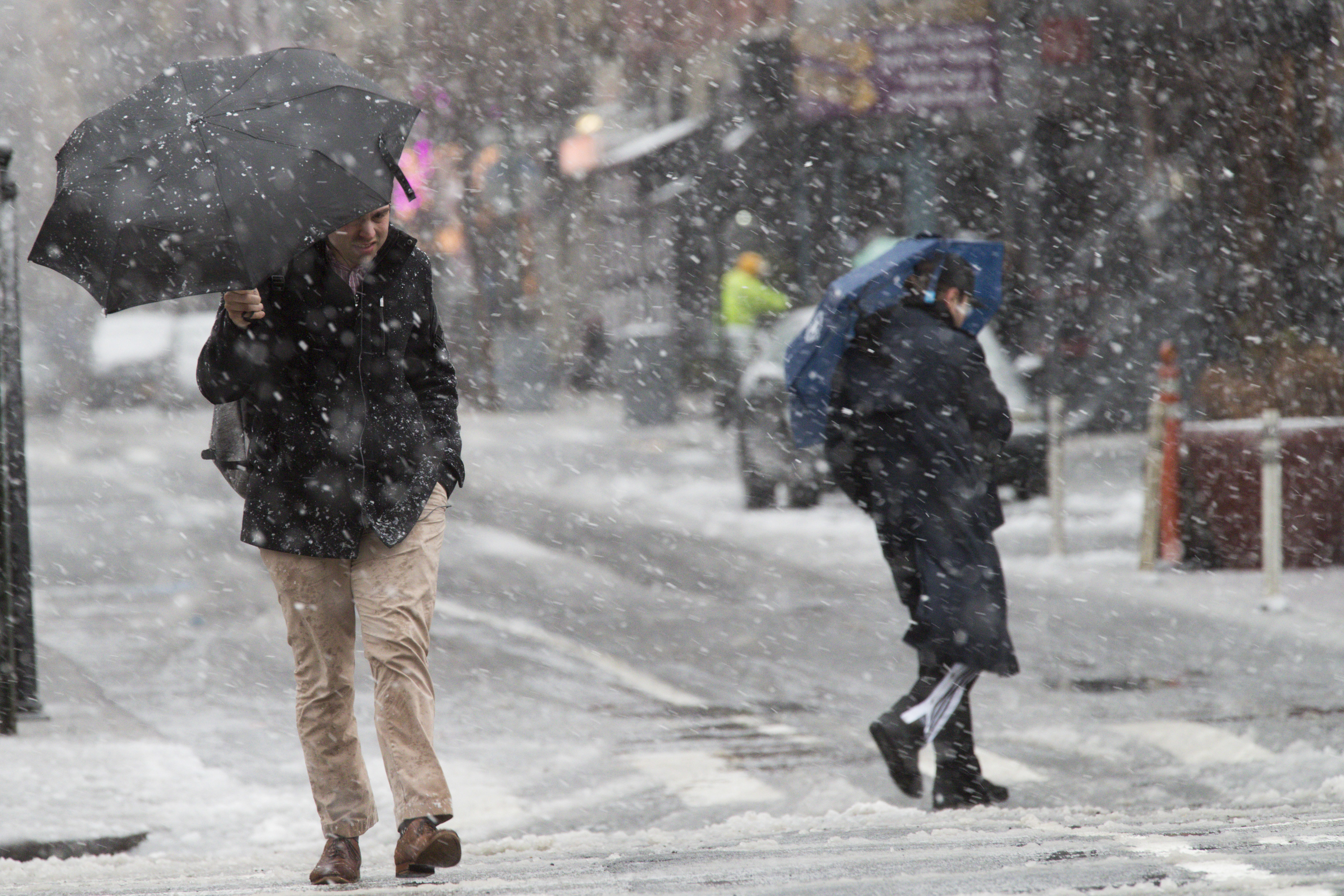 The Latest: Barge supporting Harvard Sailing Center sinking
