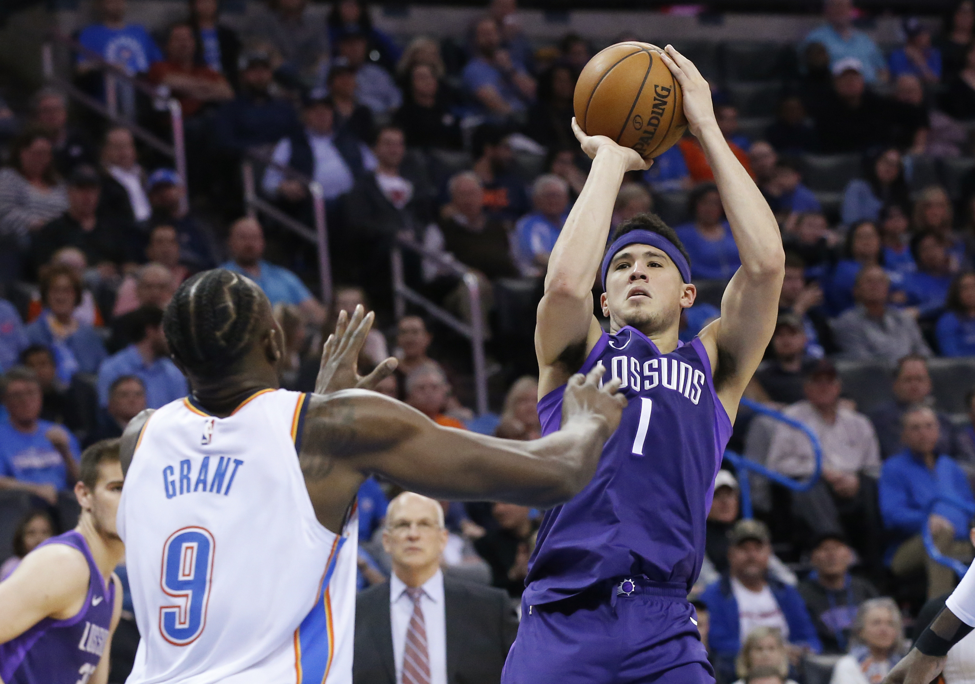 Russell Westbrook, Thunder rout Suns 115-87