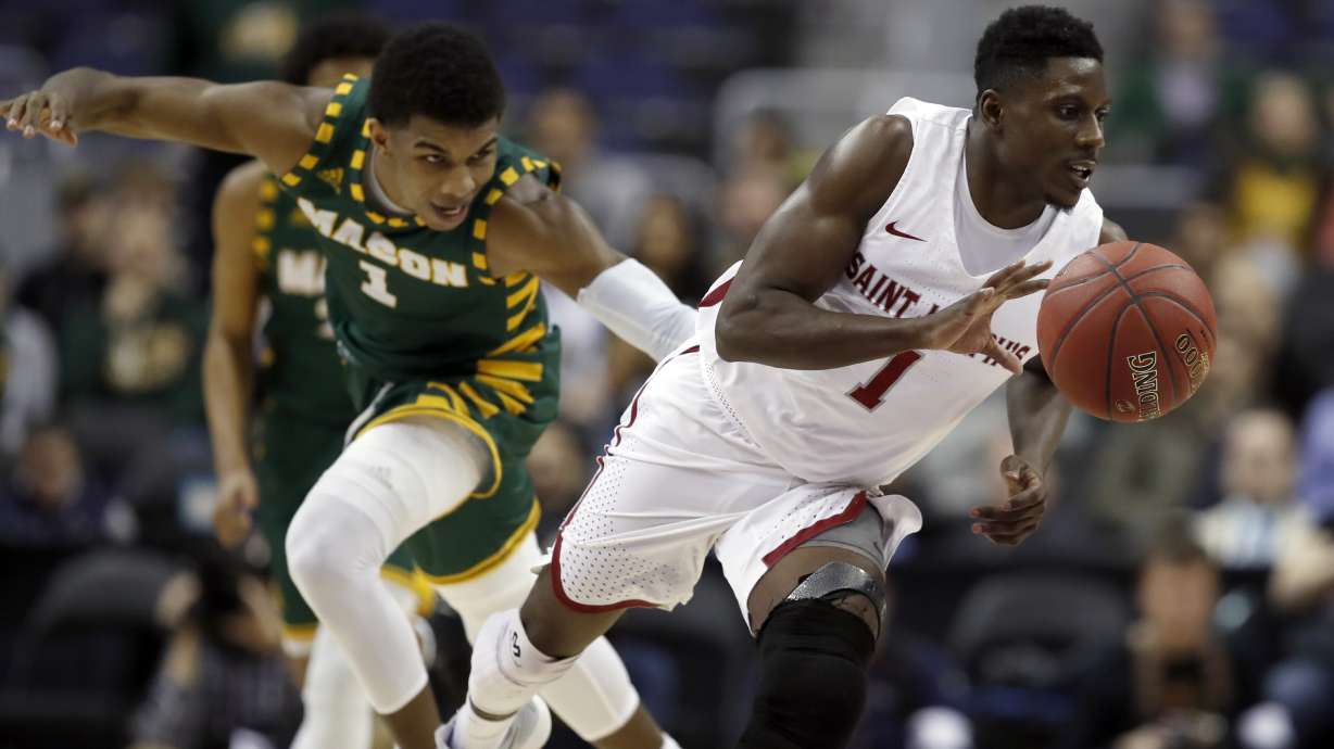 Saint Joseph's pulls away from George Mason in A-10 68-49