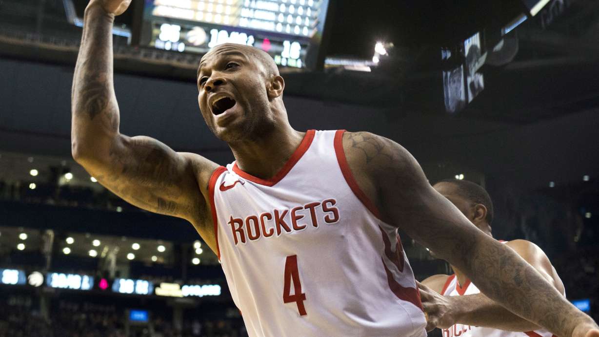 Lowry scores 30, Raptors end Rockets' win streak at 17 games