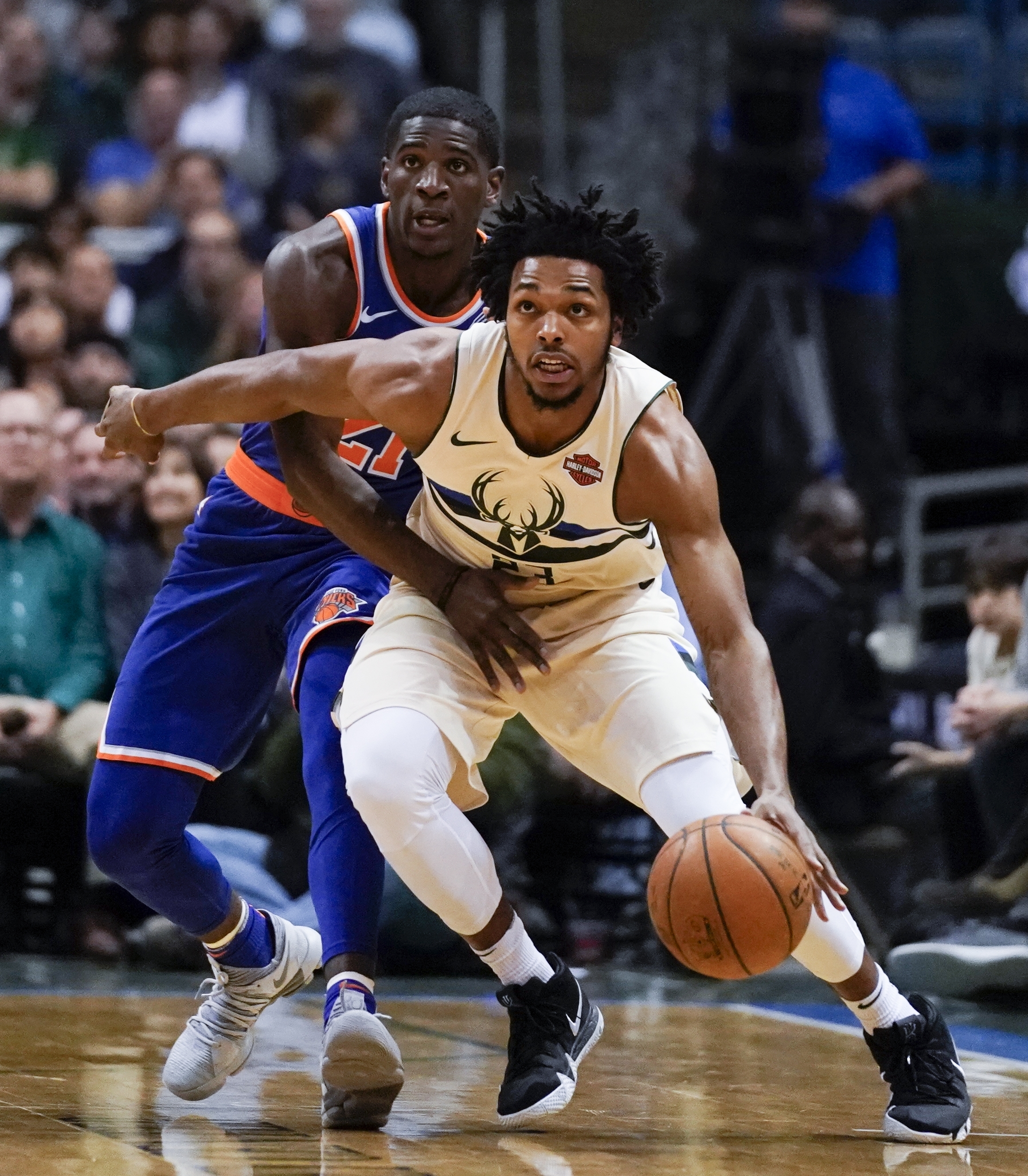 Bucks get back on track against Knicks with 120-112 win