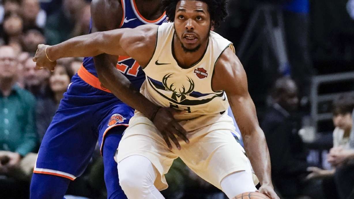 Bucks get back on track against Knicks with 120-112 win