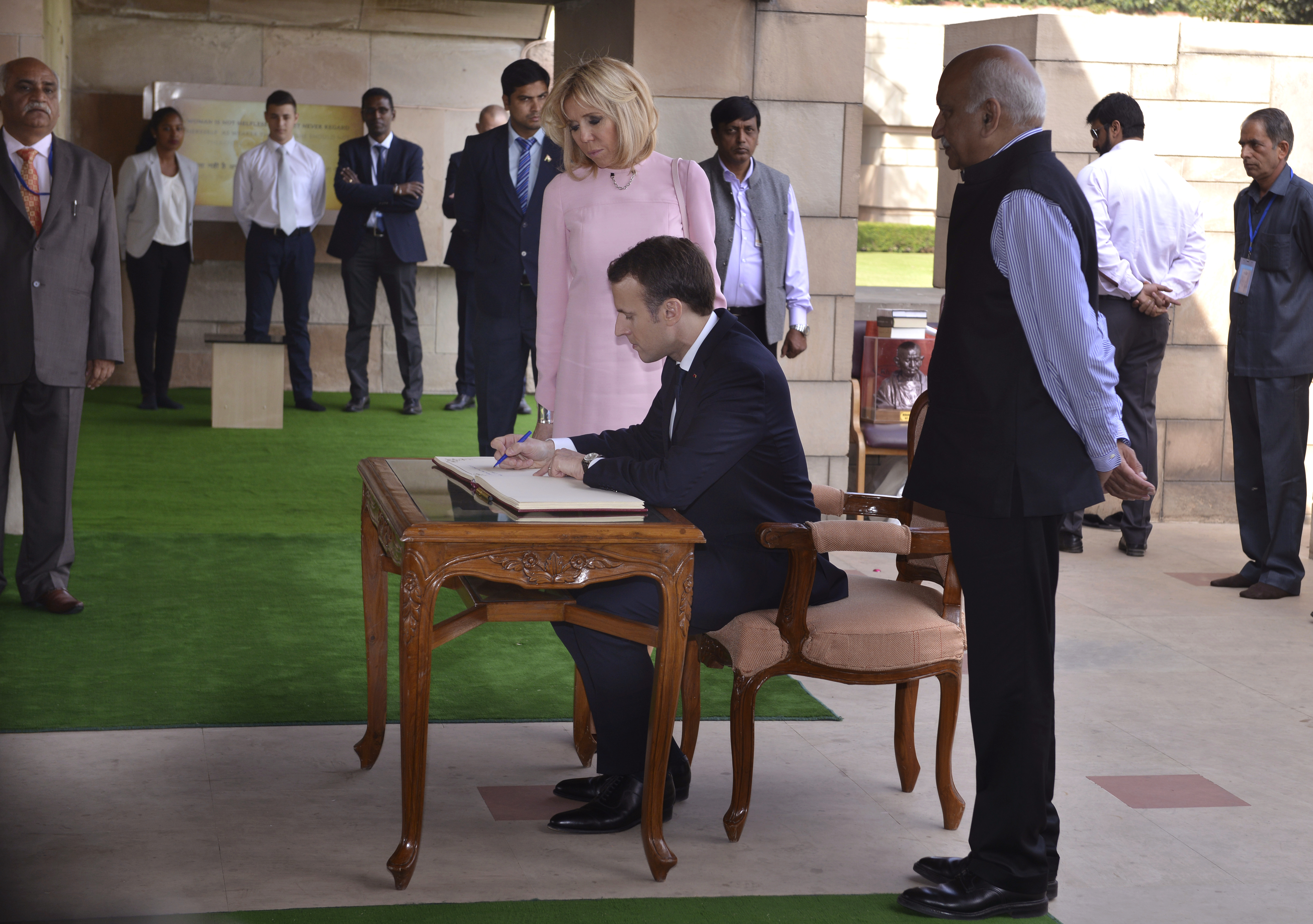 India, France to work for Indian Ocean freedom of navigation