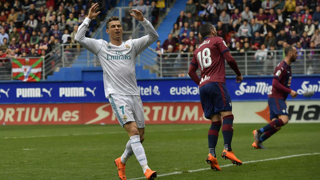 Barcelona keeps big Liga lead as Messi attends birth of son