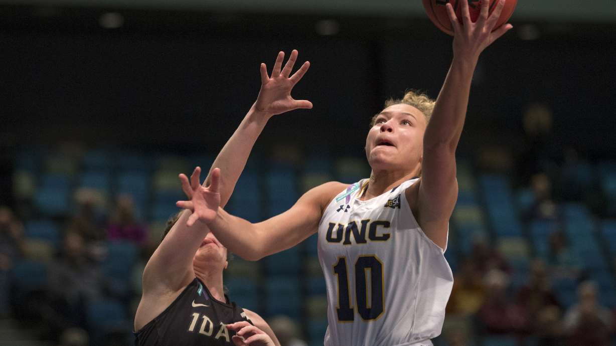 Smith nets 34, N Colorado women rip Idaho for Big Sky title