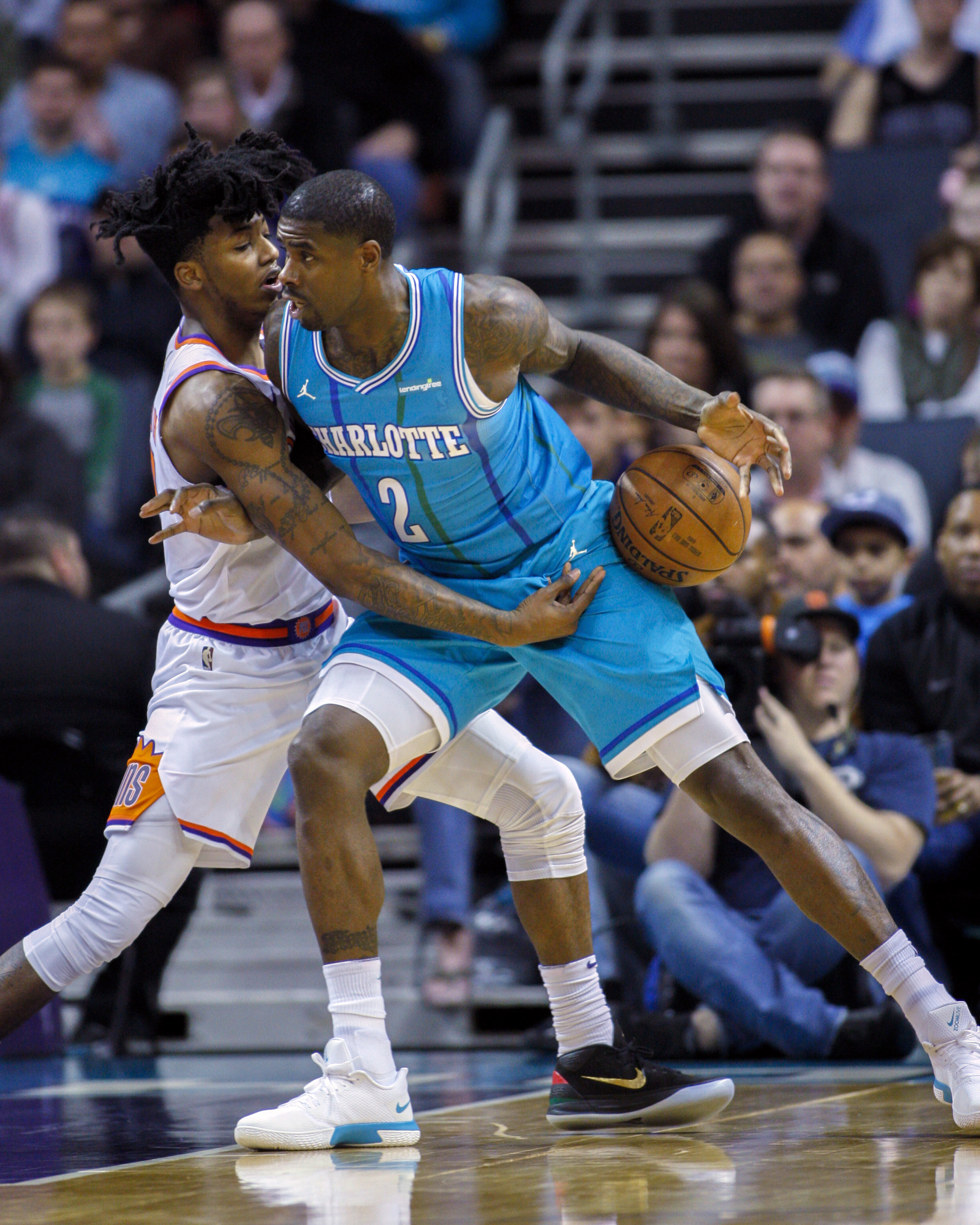Hornets hold off Suns 122-115 to snap 5-game skid