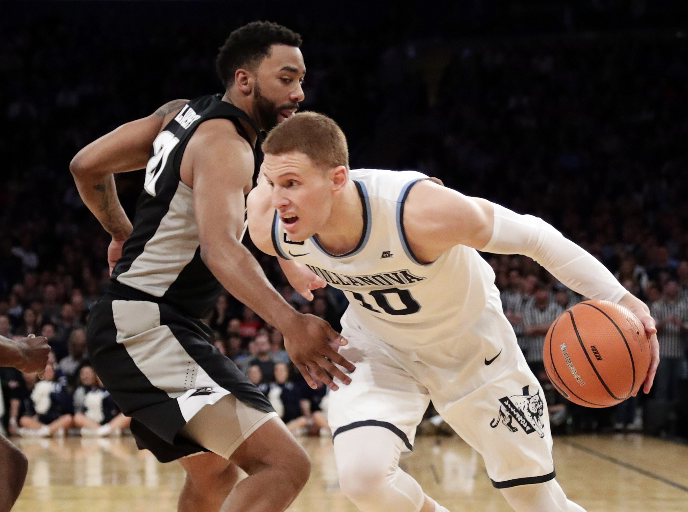 Villanova tops Providence for 2nd straight Big East title