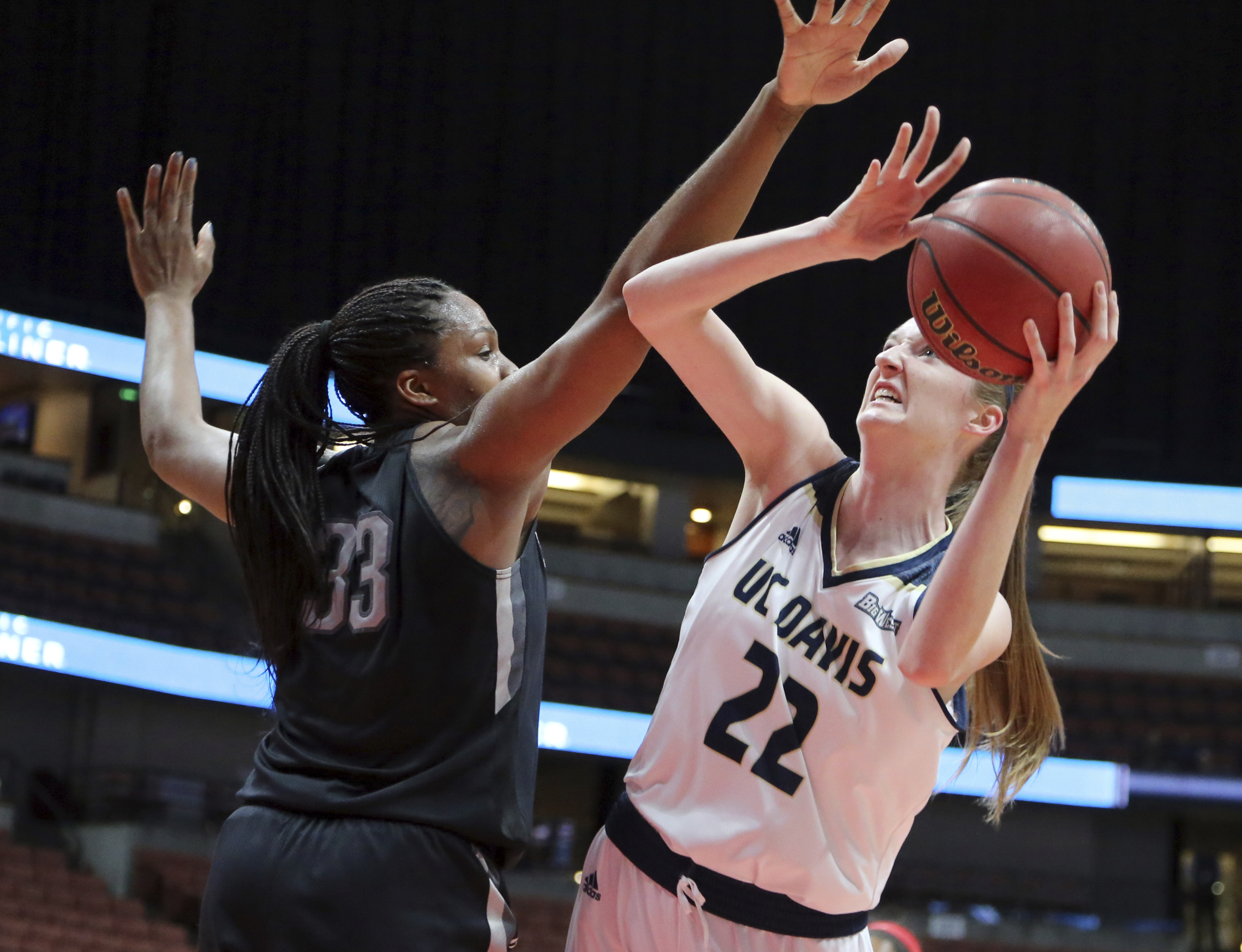 CSUN women beat UC Davis 63-55 in Big West tourney final