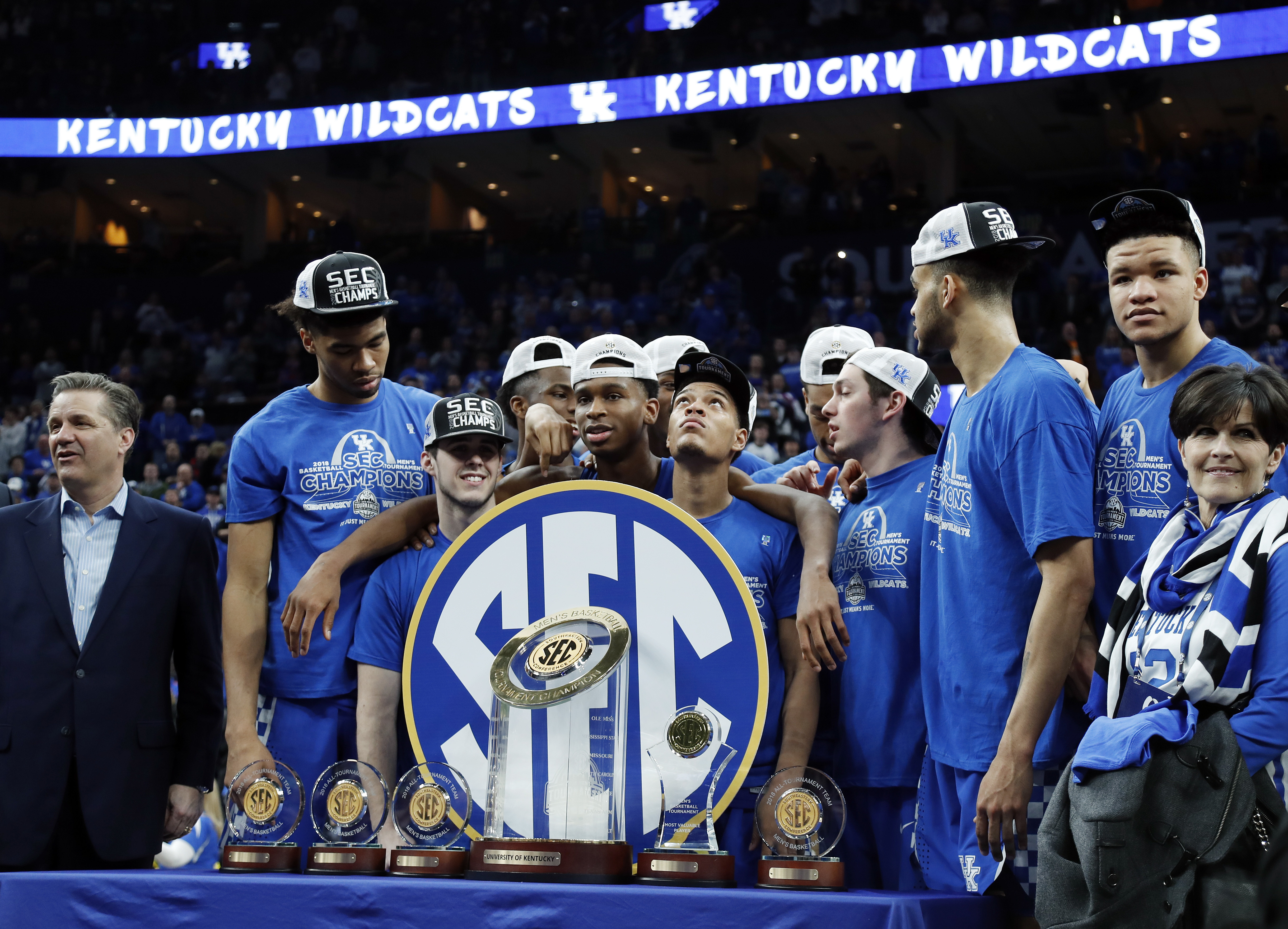 S-E-C! League lands conference-record 8 teams in NCAAs