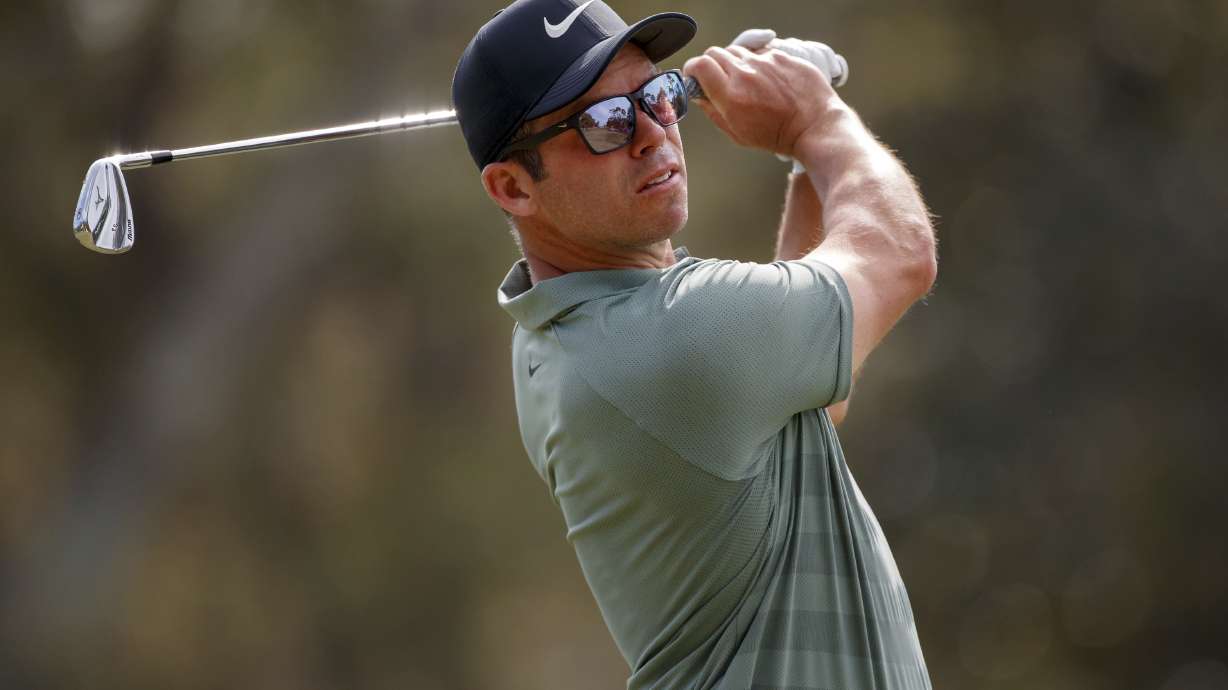 Casey ends win drought at Valspar after Woods' late charge