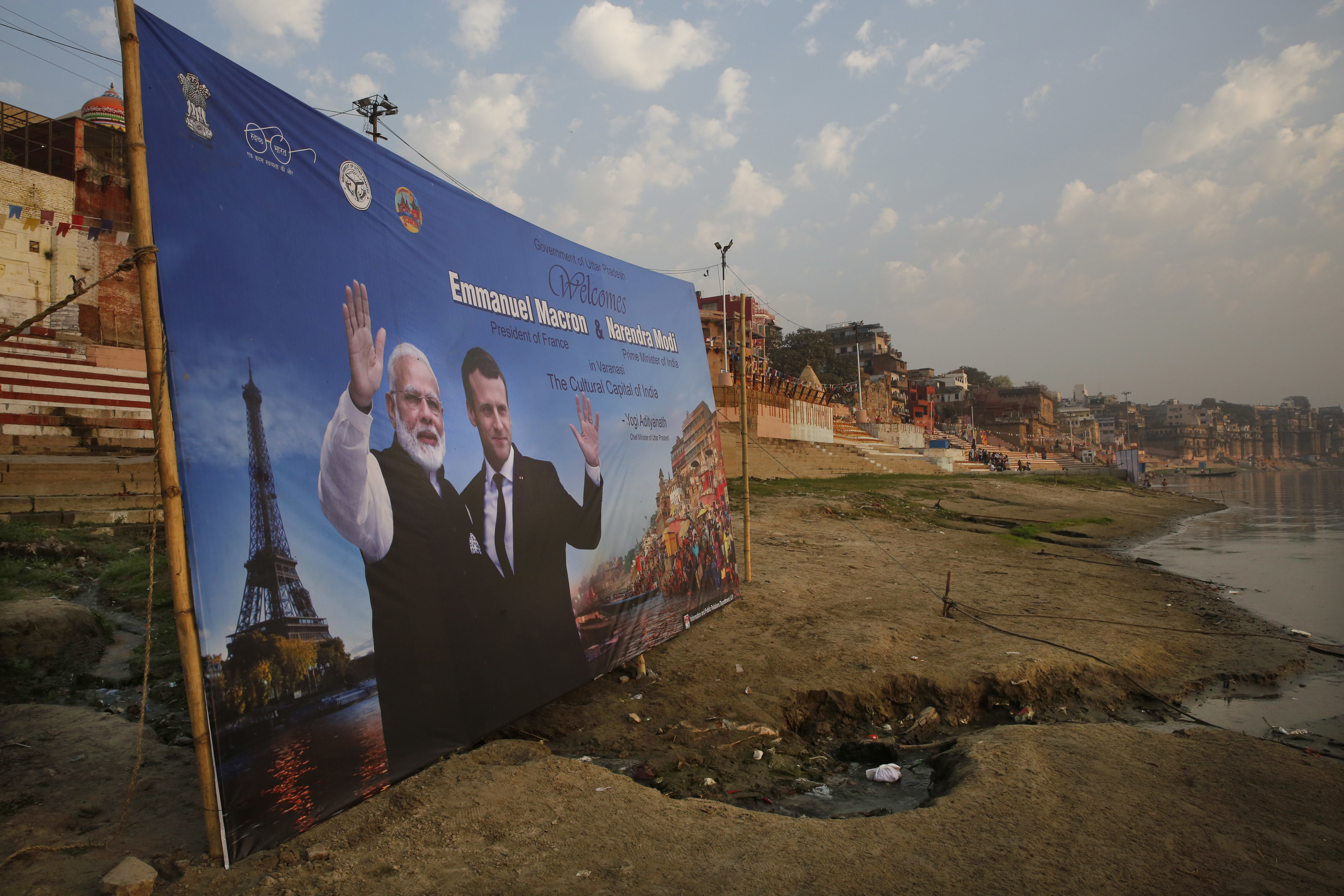 French leader Macron hopes to sell jets, submarines to India