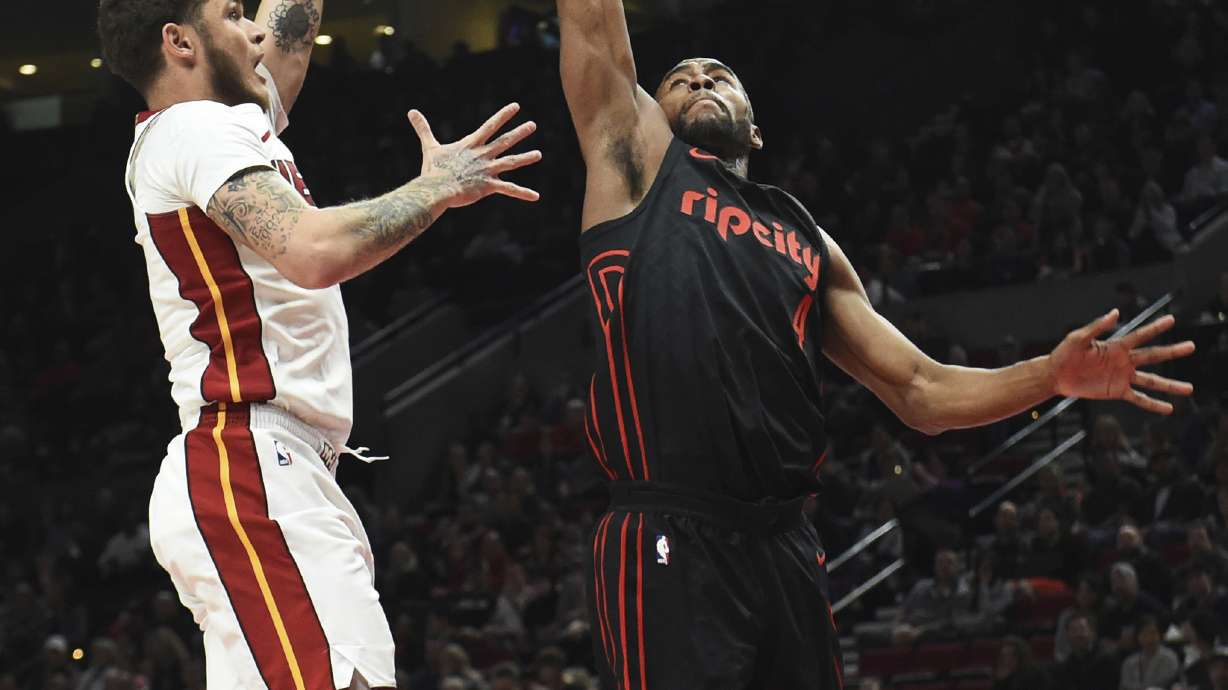 Lillard, Blazers beat Heat 115-99 for 10th straight victory