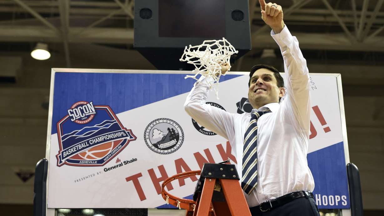 Miller Time: 35-year-old coach gets on bigger schools' radar