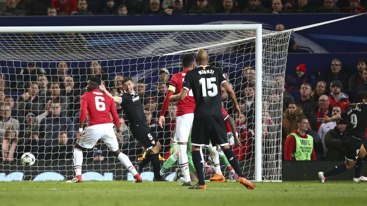 Sevilla ousts Man United from Champions League with 2-1 win
