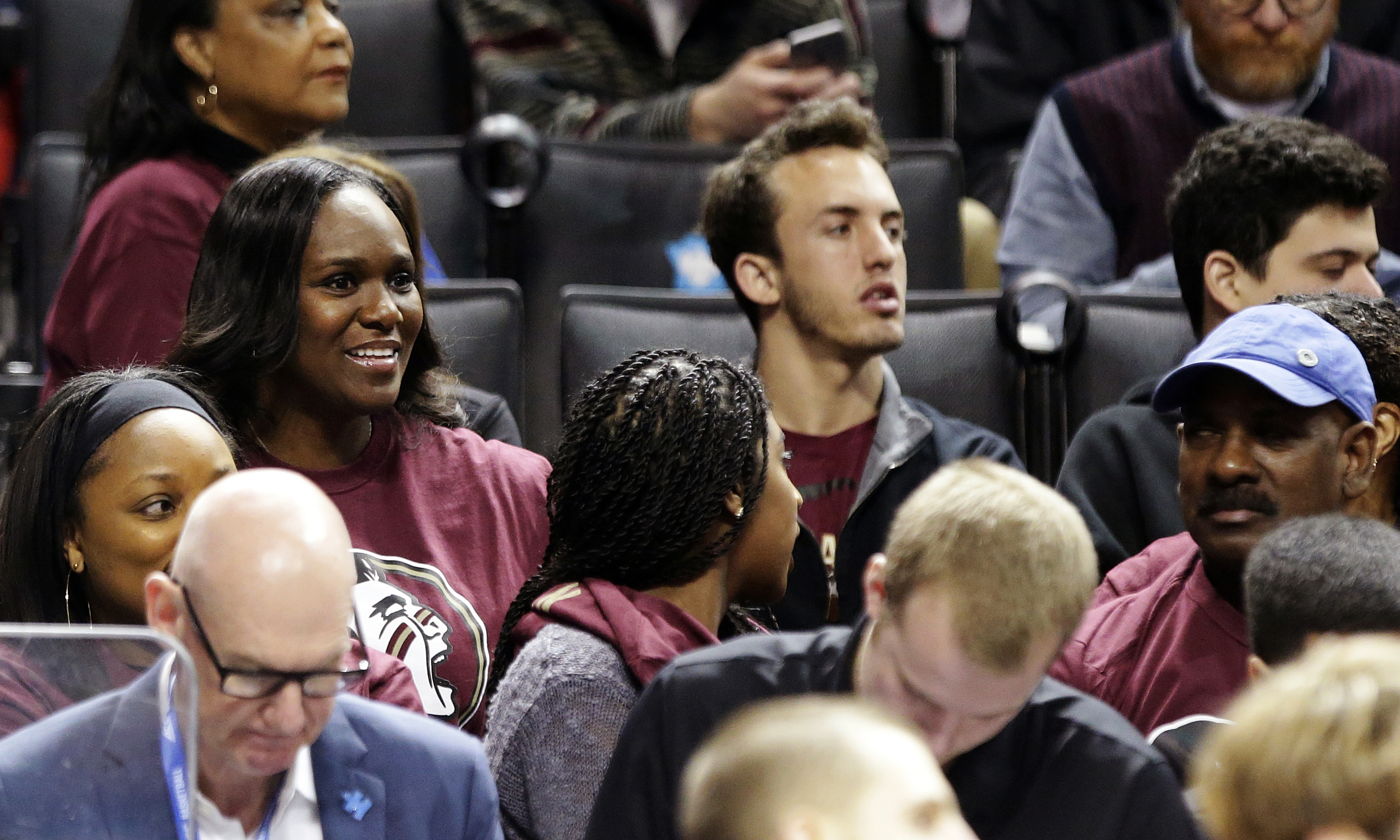 Mom and coach: FSU's Mann receives extra on-court guidance