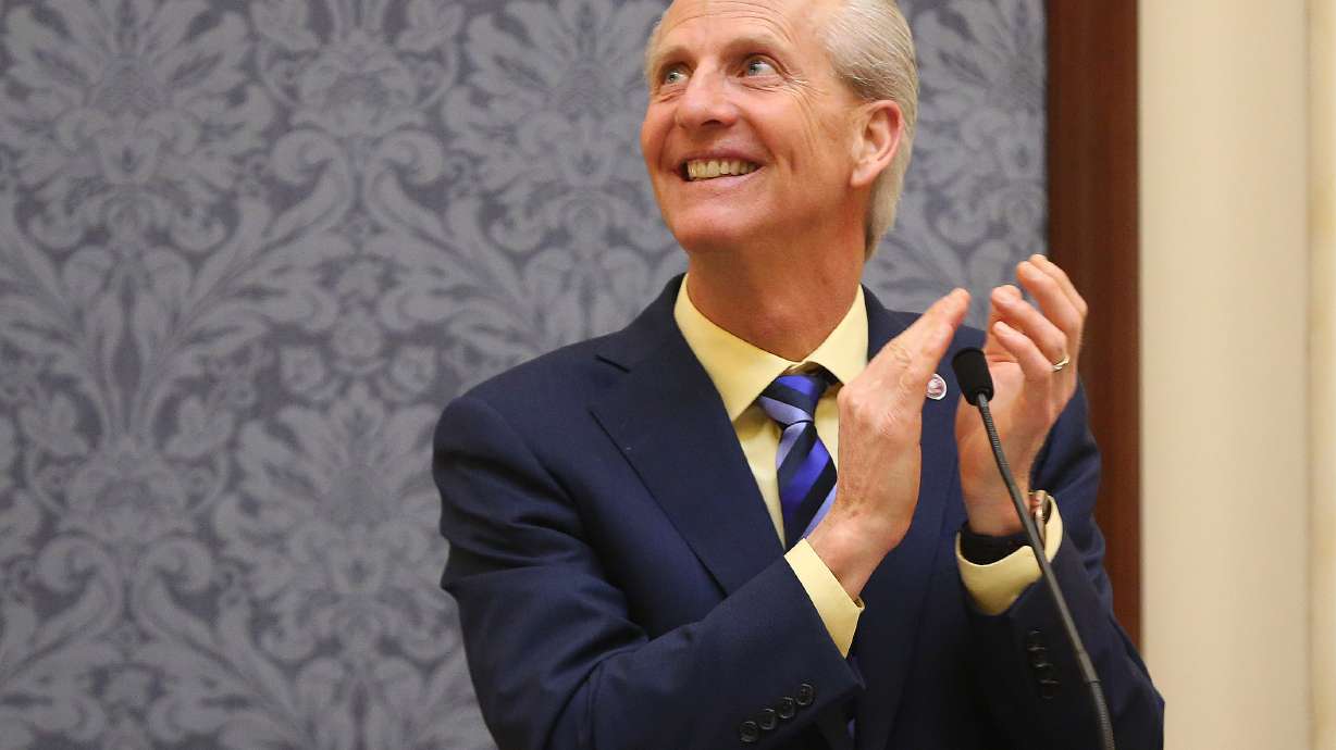 Utah Senate President Wayne Niederhauser stepping down from Legislature at year's end