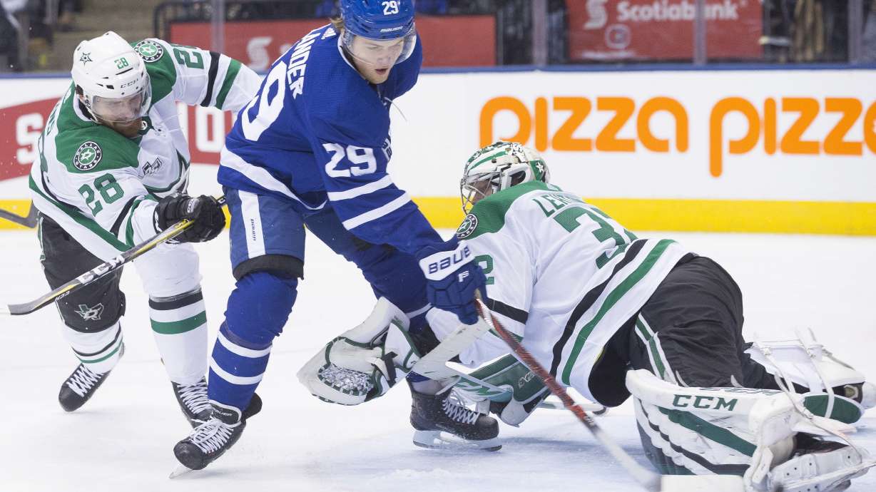 Marner gets winner in SO, Maple Leafs beat Stars 6-5