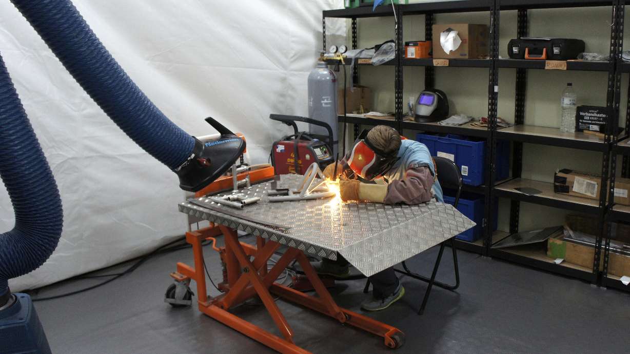 Repair shop integral part of competition at Paralympics