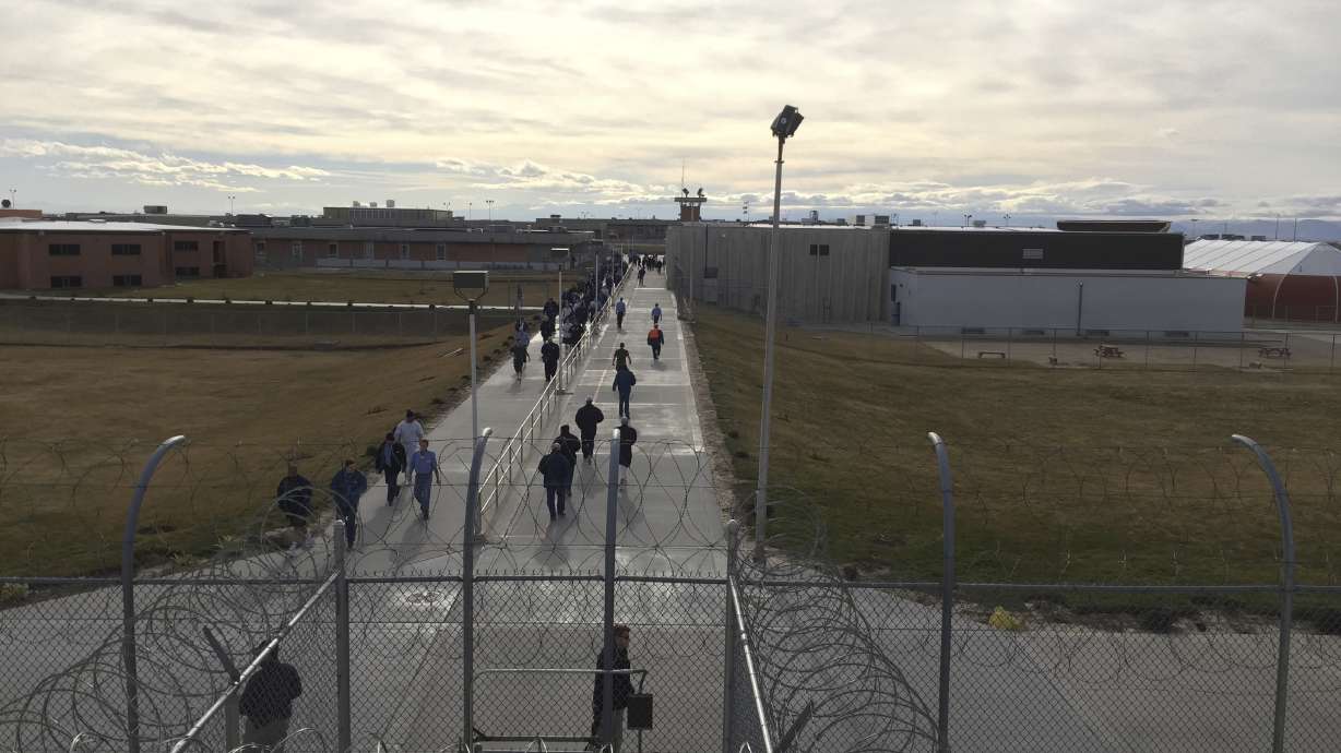 Inmate death shines light on cellmate pairings at US prisons