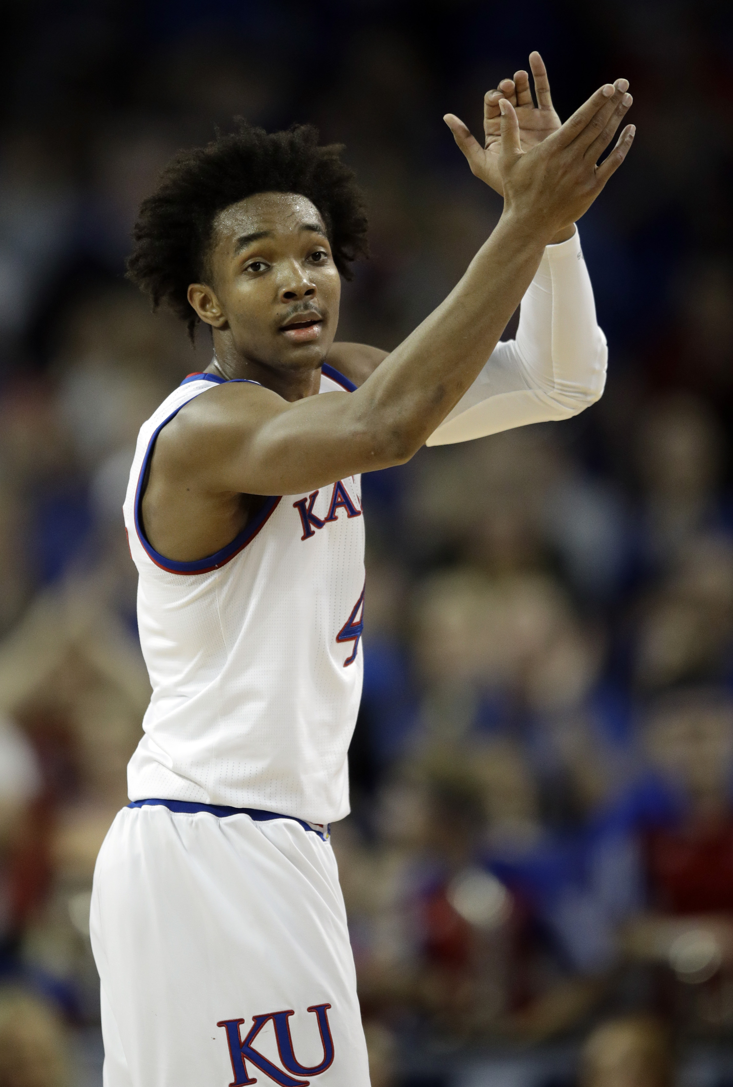 Top-seeded Kansas comes alive, beats Penn 76-60 in NCAAs