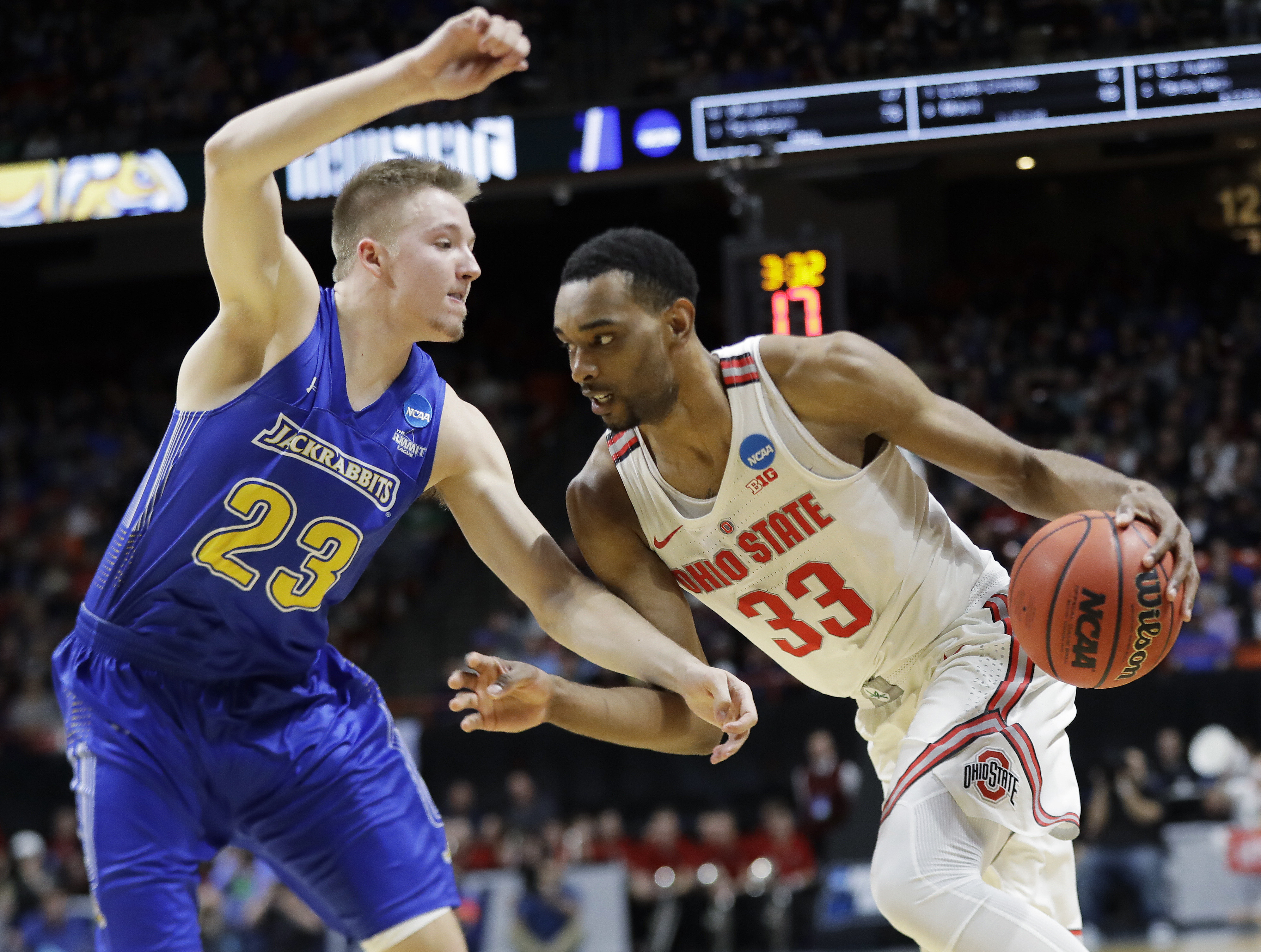 Ohio State outlasts South Dakota State 81-73 in West Region