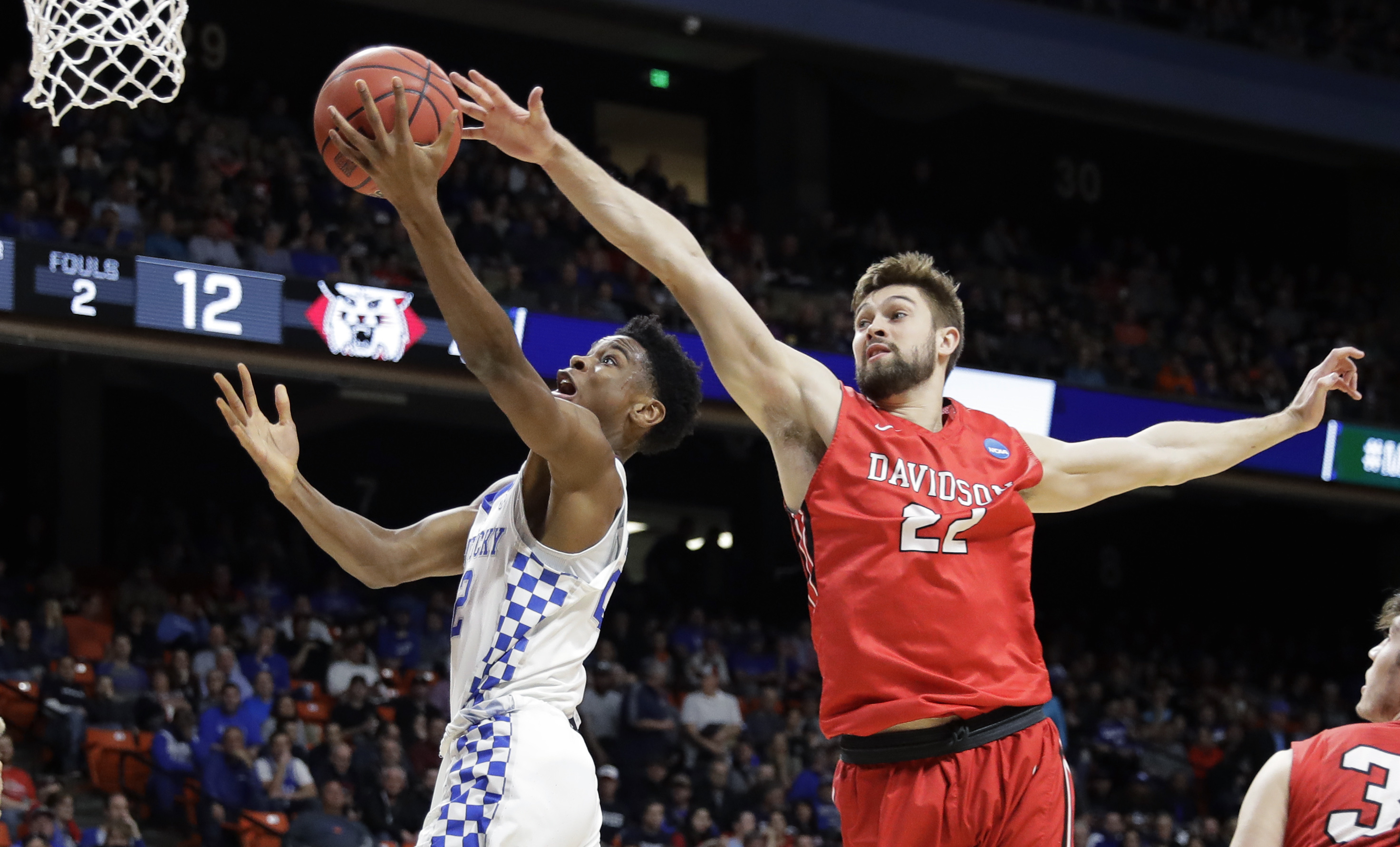 Who needs 3s? Not Kentucky in 78-73 win over Davidson