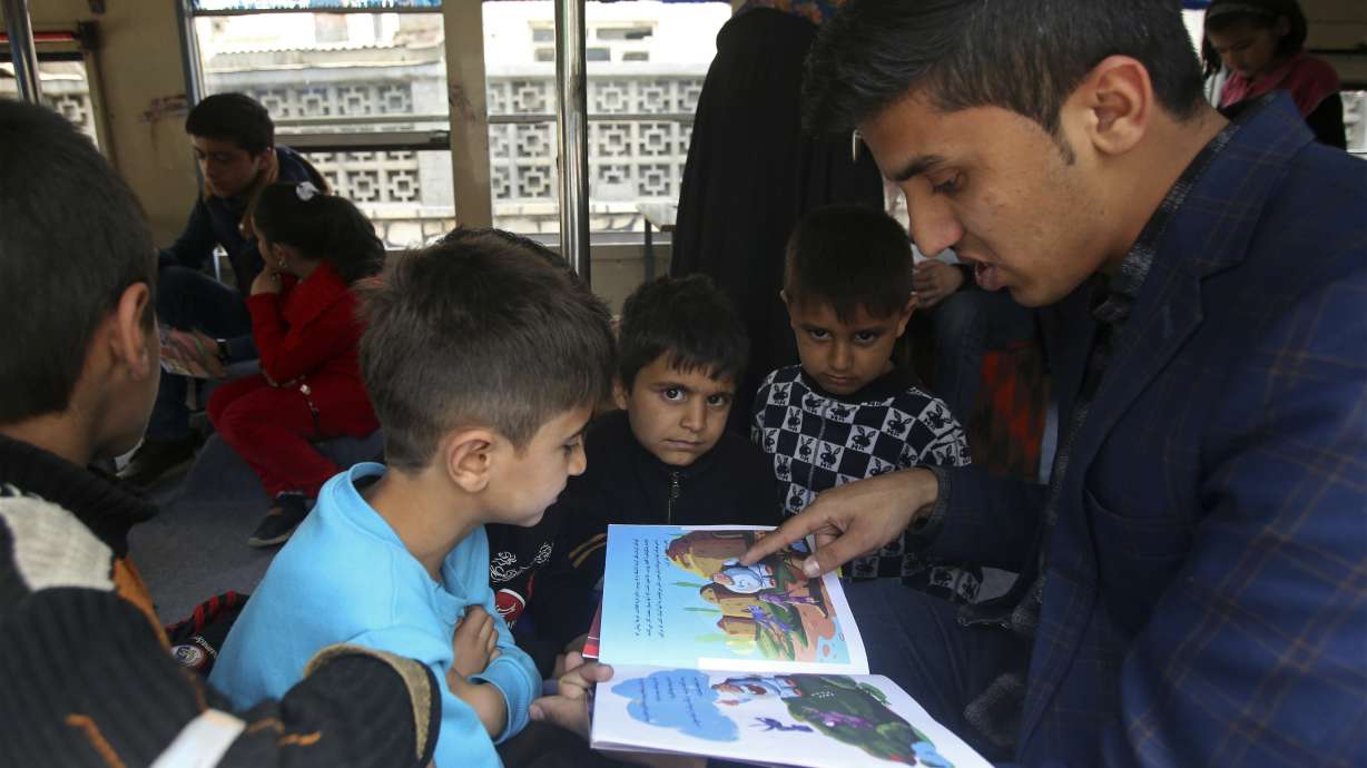 Library on wheels brings joy of books to Afghan kids