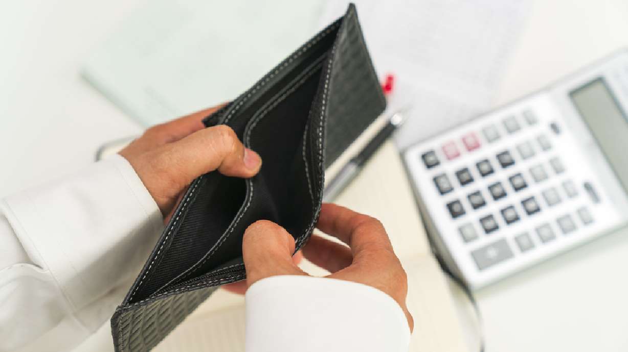 5 famous people whose bad financial decisions cost them their fortunes