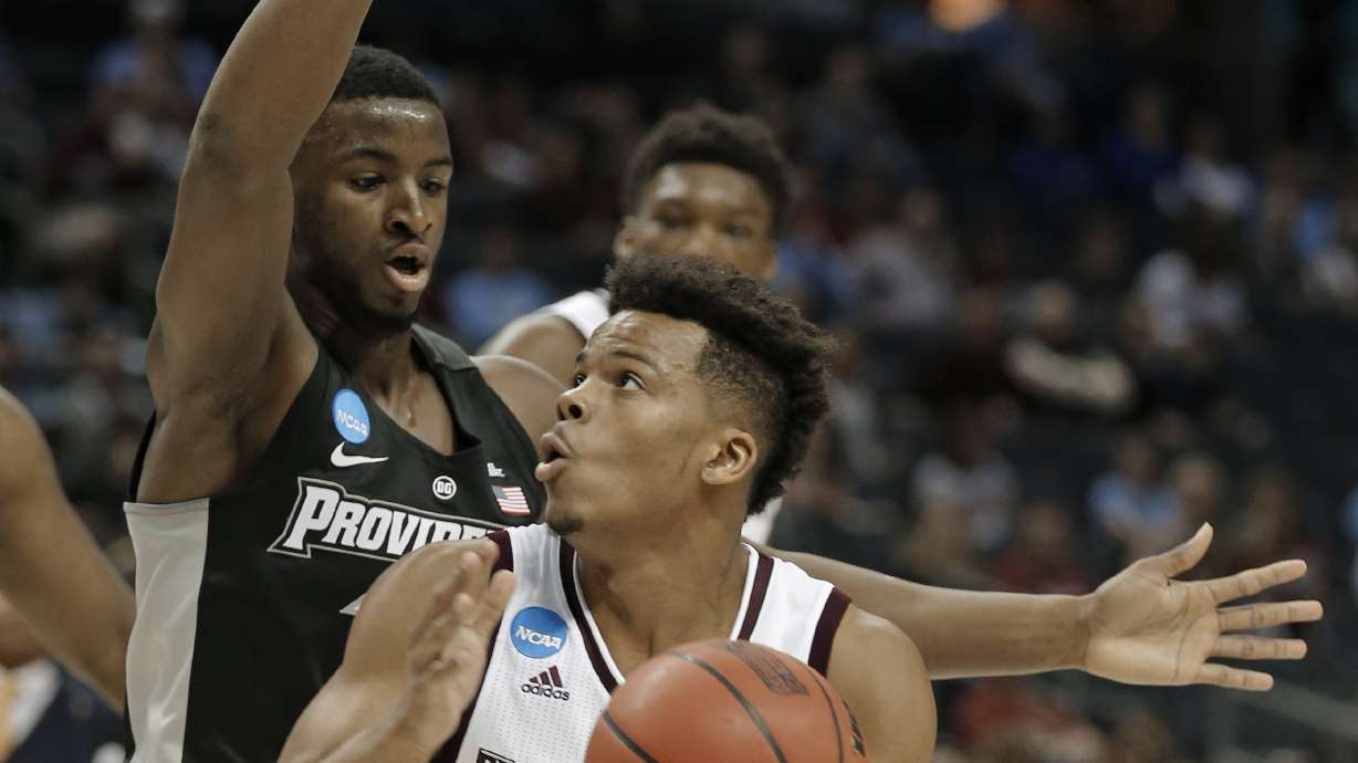 Texas A&M holds off Providence 73-69 in NCAA West 1st round