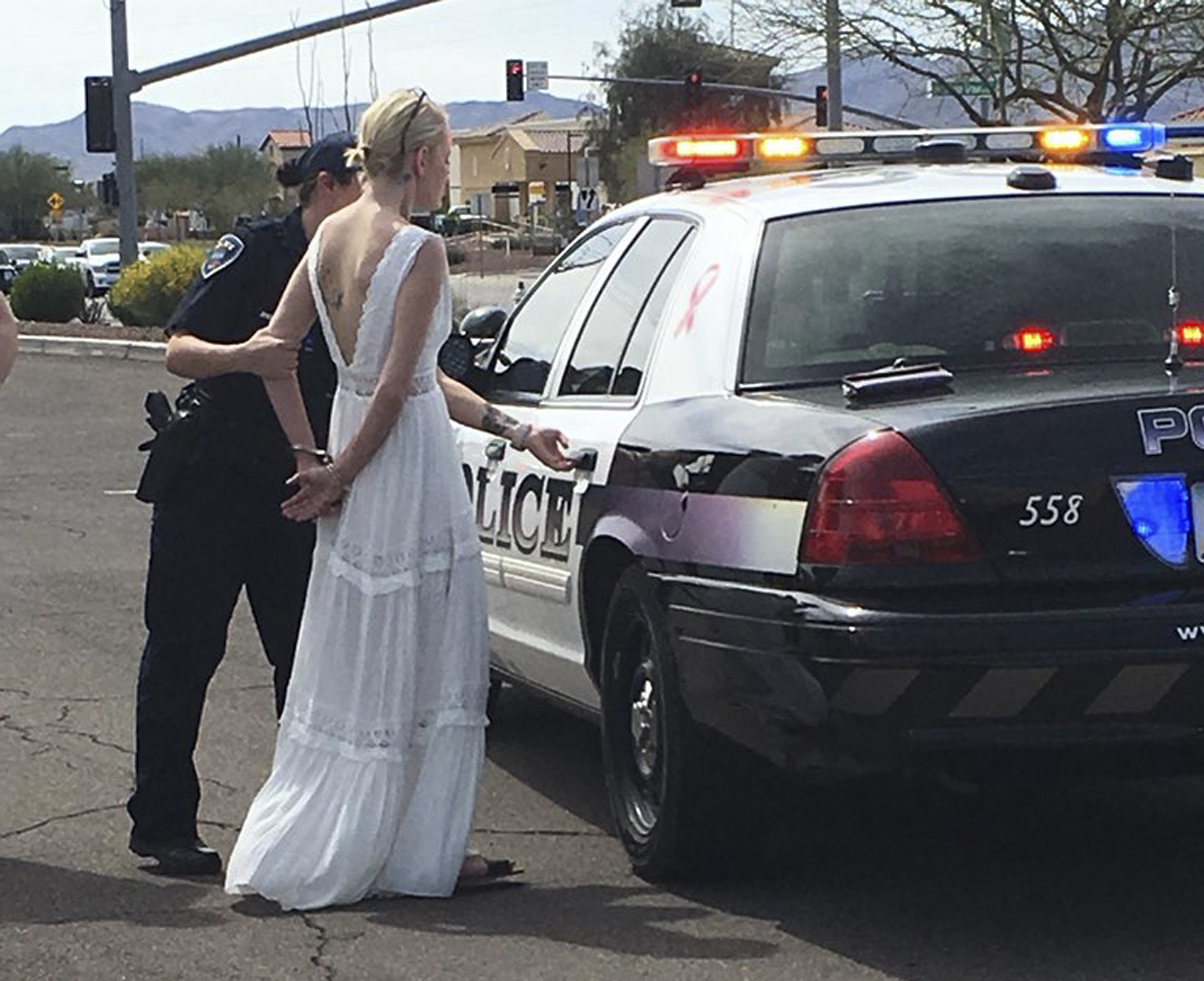 Arizona woman disputes her arrest was made on wedding day