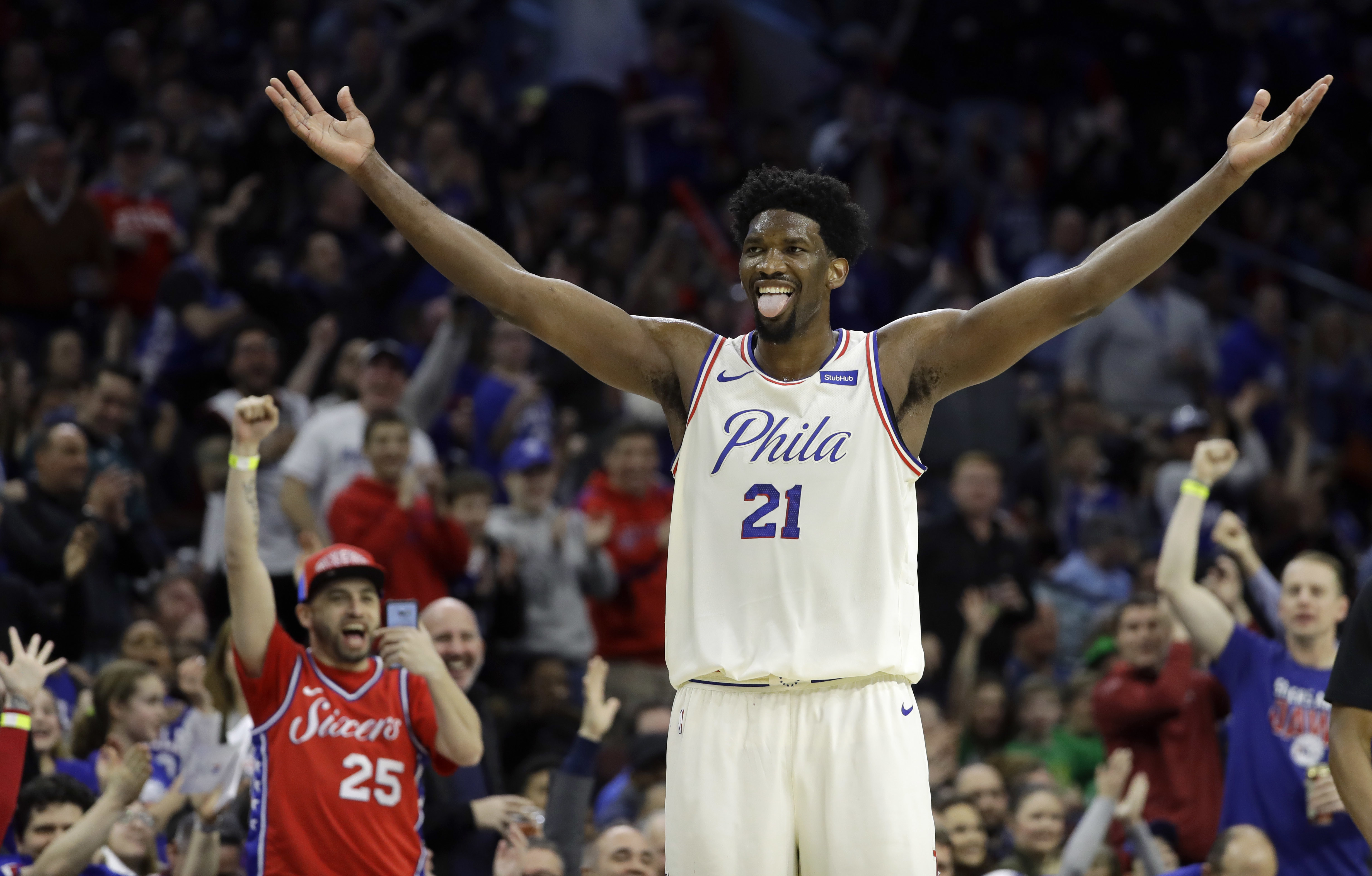Embiid leads 76ers past Nets