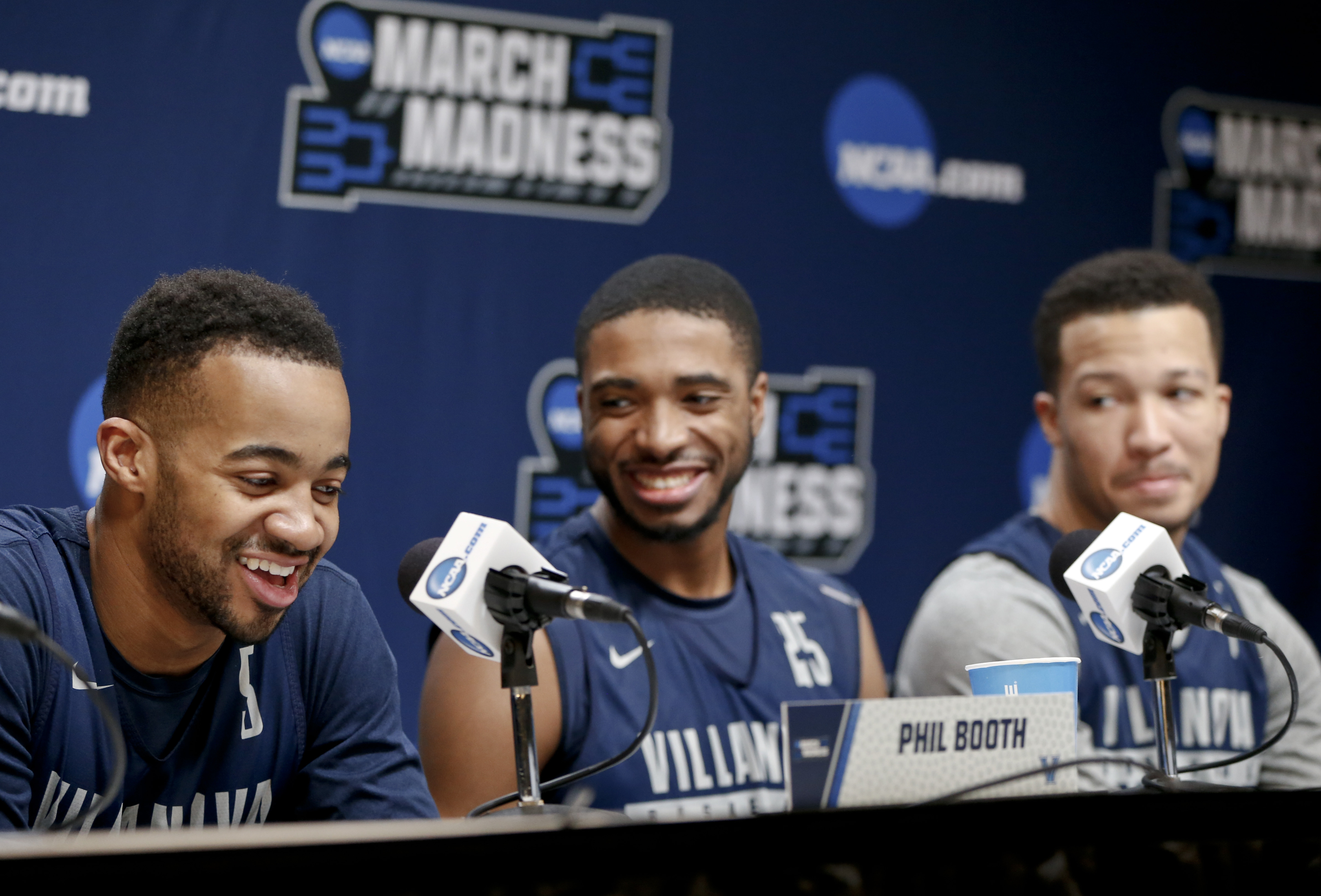 Duke, Kentucky, Kansas seeking trips to the Sweet 16