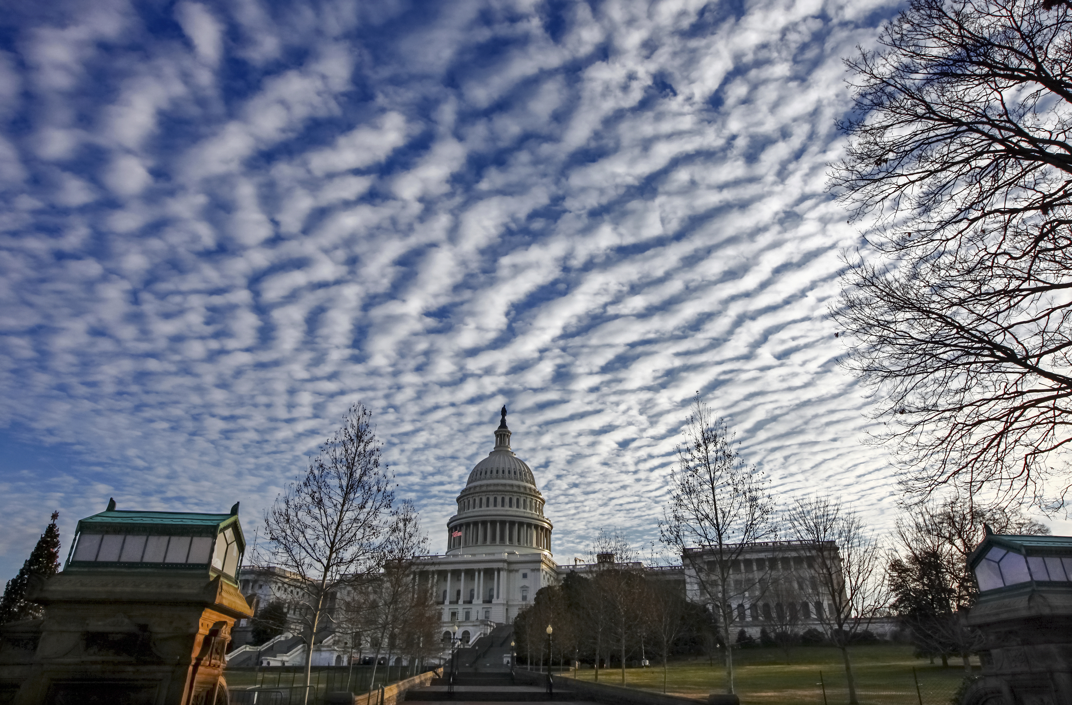 Talks on $1.3T catchall spending bill nearing completion