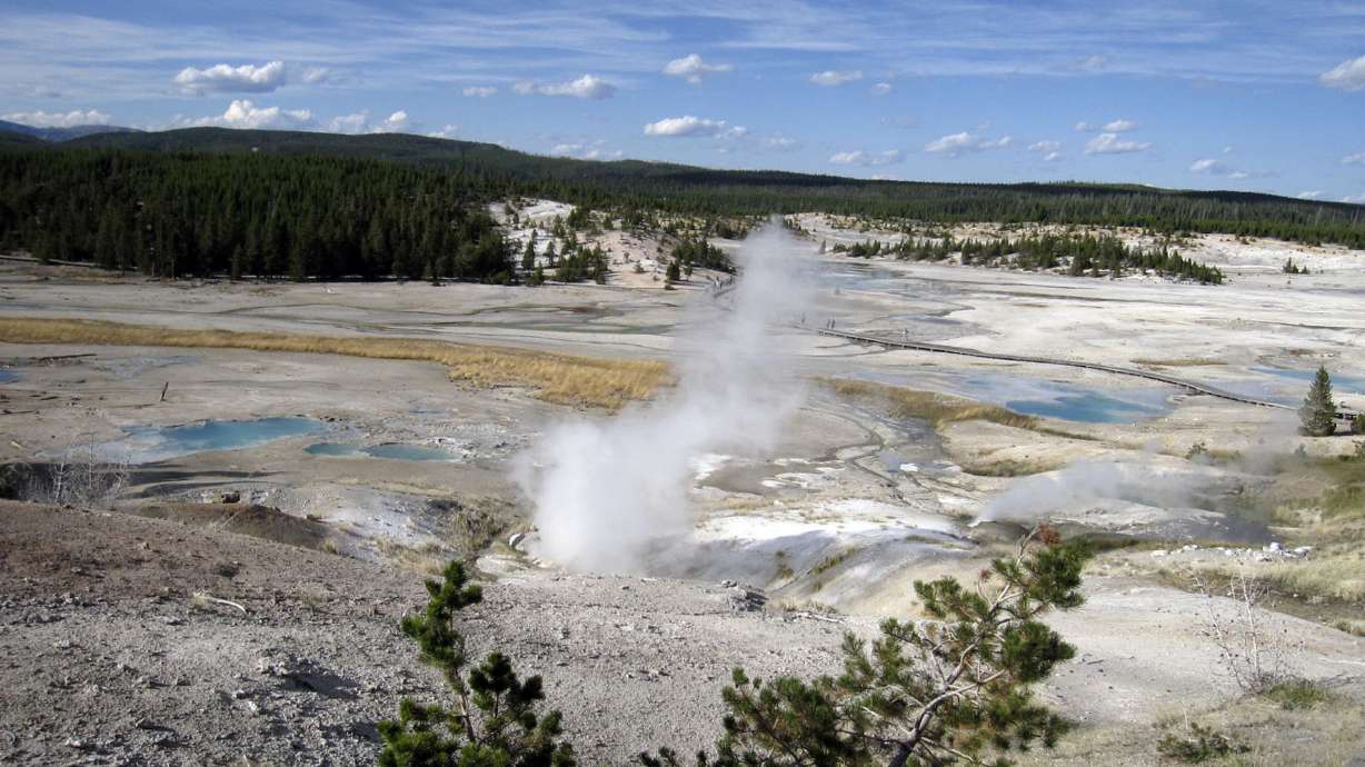Potential eruptions at Yellowstone geyser, world's largest