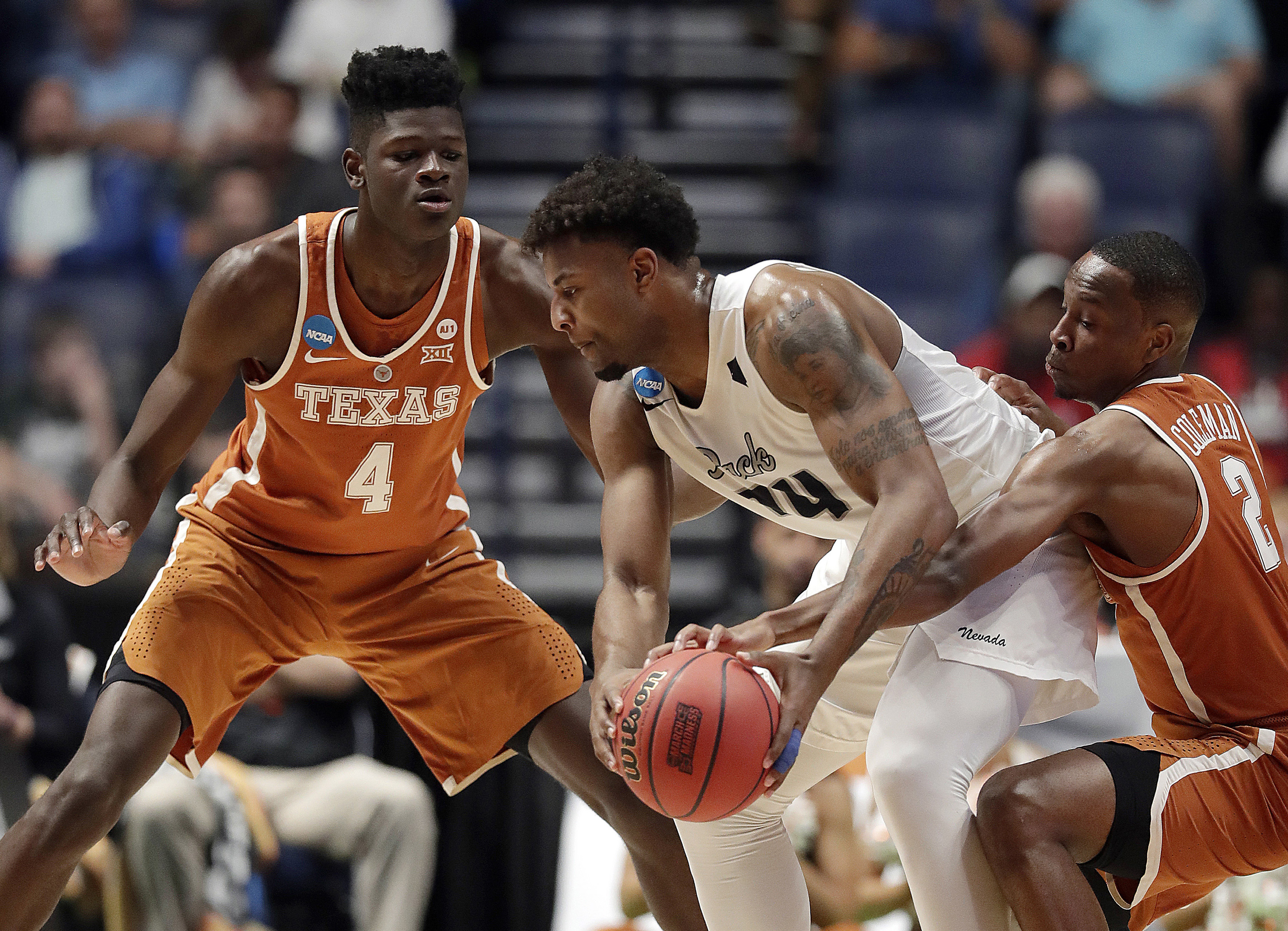 Texas freshman Mo Bamba leaving school for NBA draft