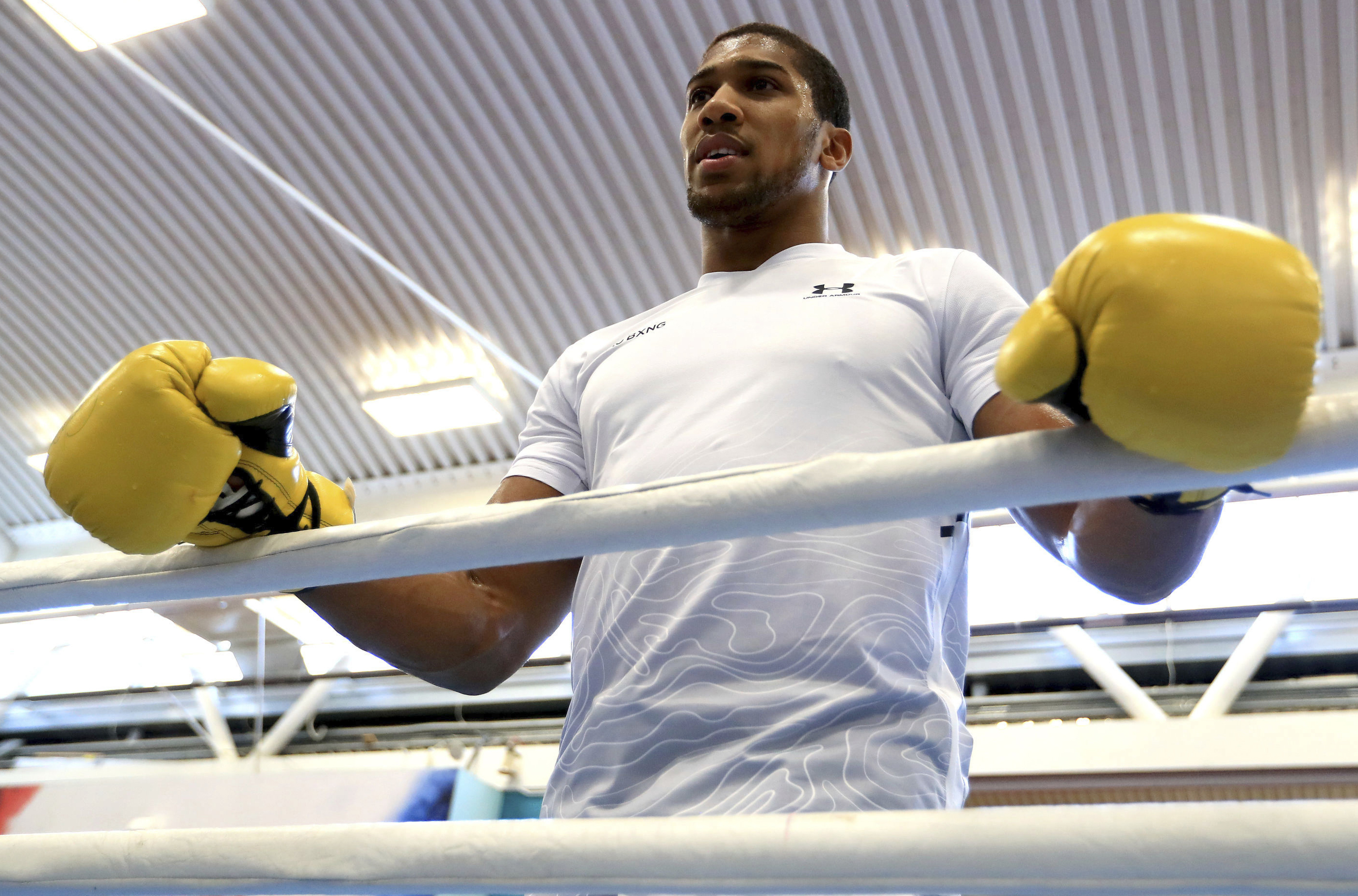 Joshua looking to be undisputed heavyweight champion in 2018