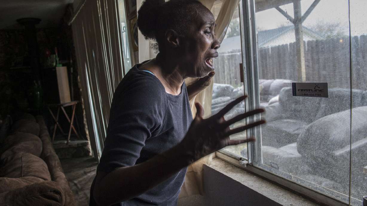 Fatal police shooting protest disrupts NBA game