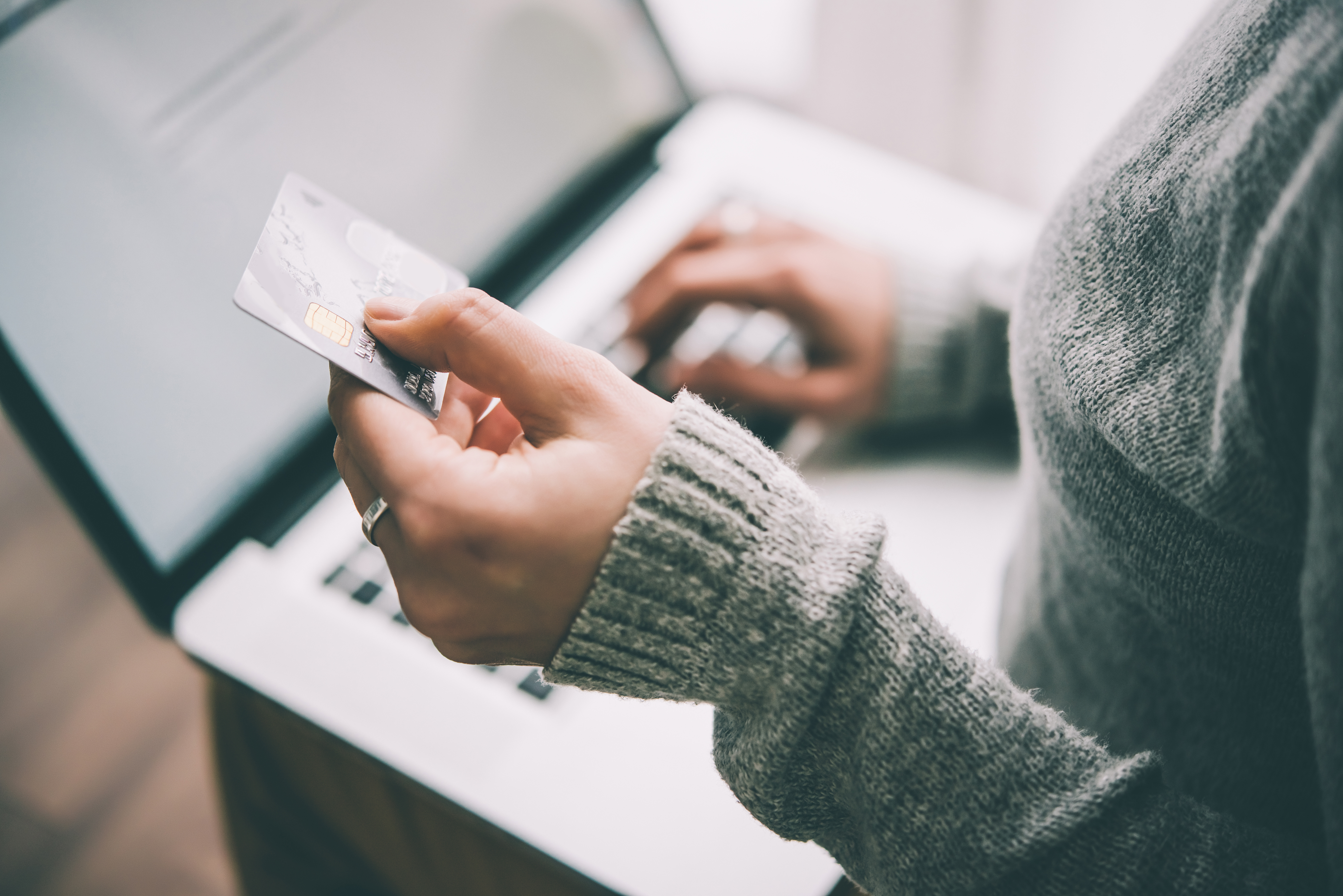 3 ways to build your credit without a credit card