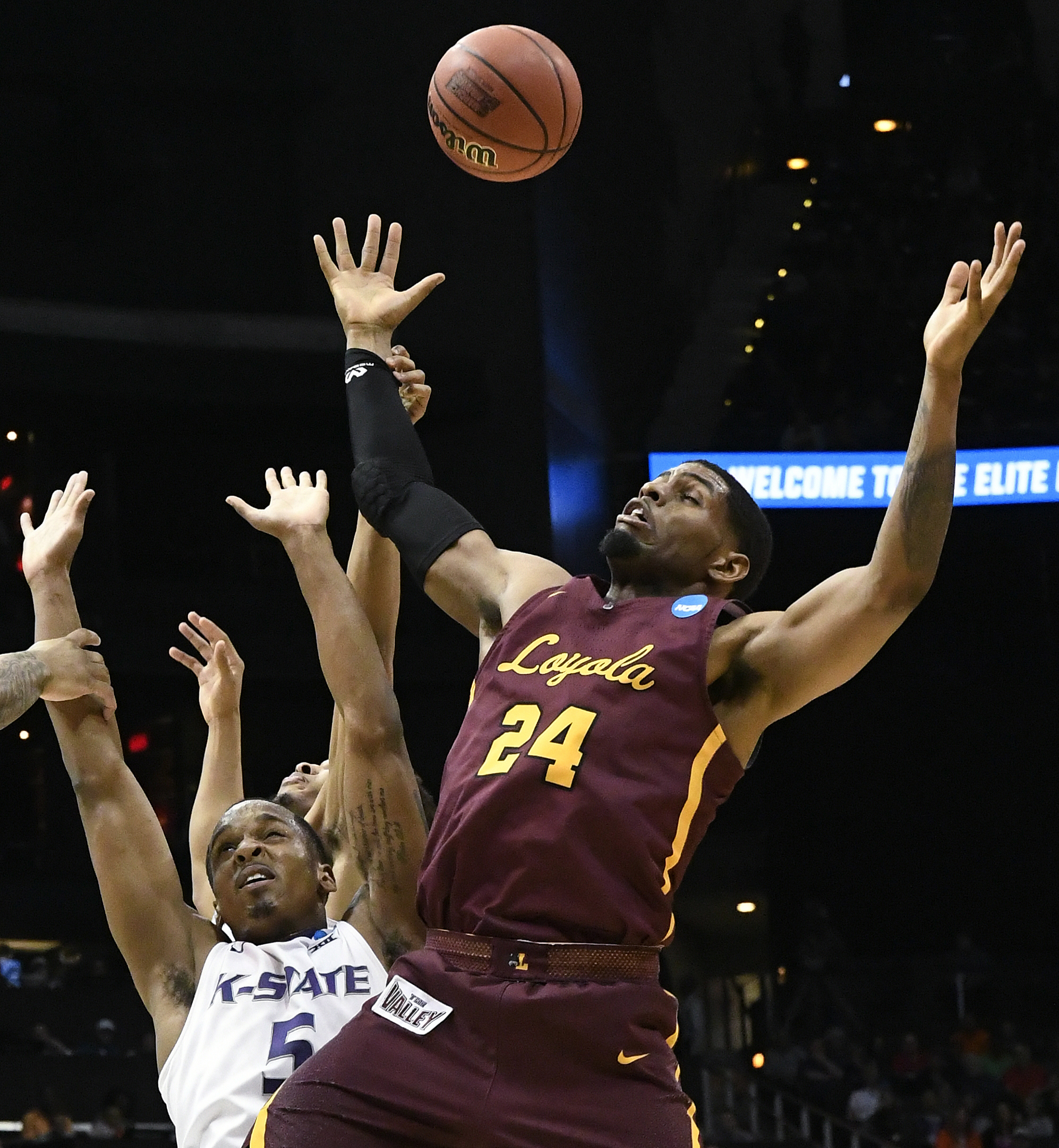 Final 4 bound: No. 11 Loyola beats Kansas State 78-62