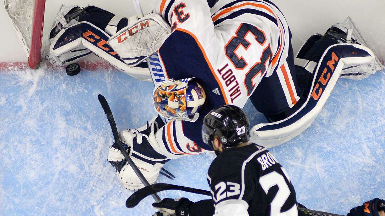 NHL change to goaltender interference reviews begins now