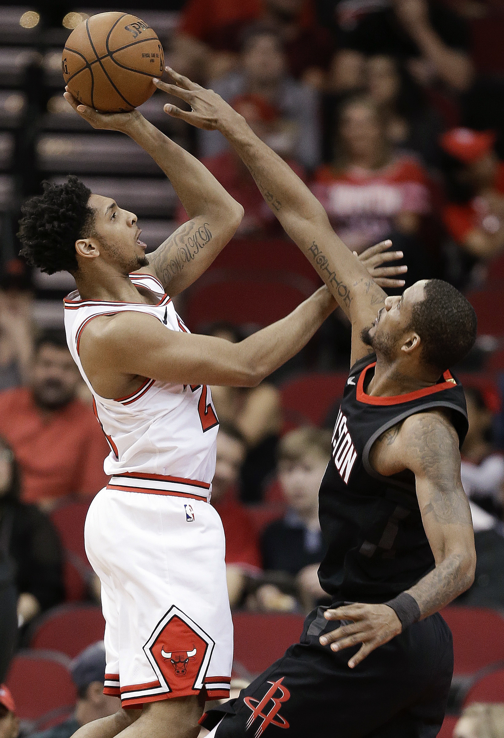 Rockets extend streak to 10 games with 118-86 win over Bulls