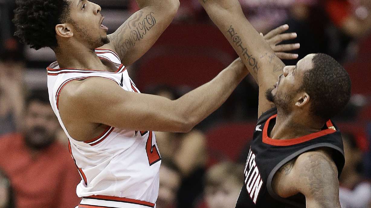 Rockets extend streak to 10 games with 118-86 win over Bulls