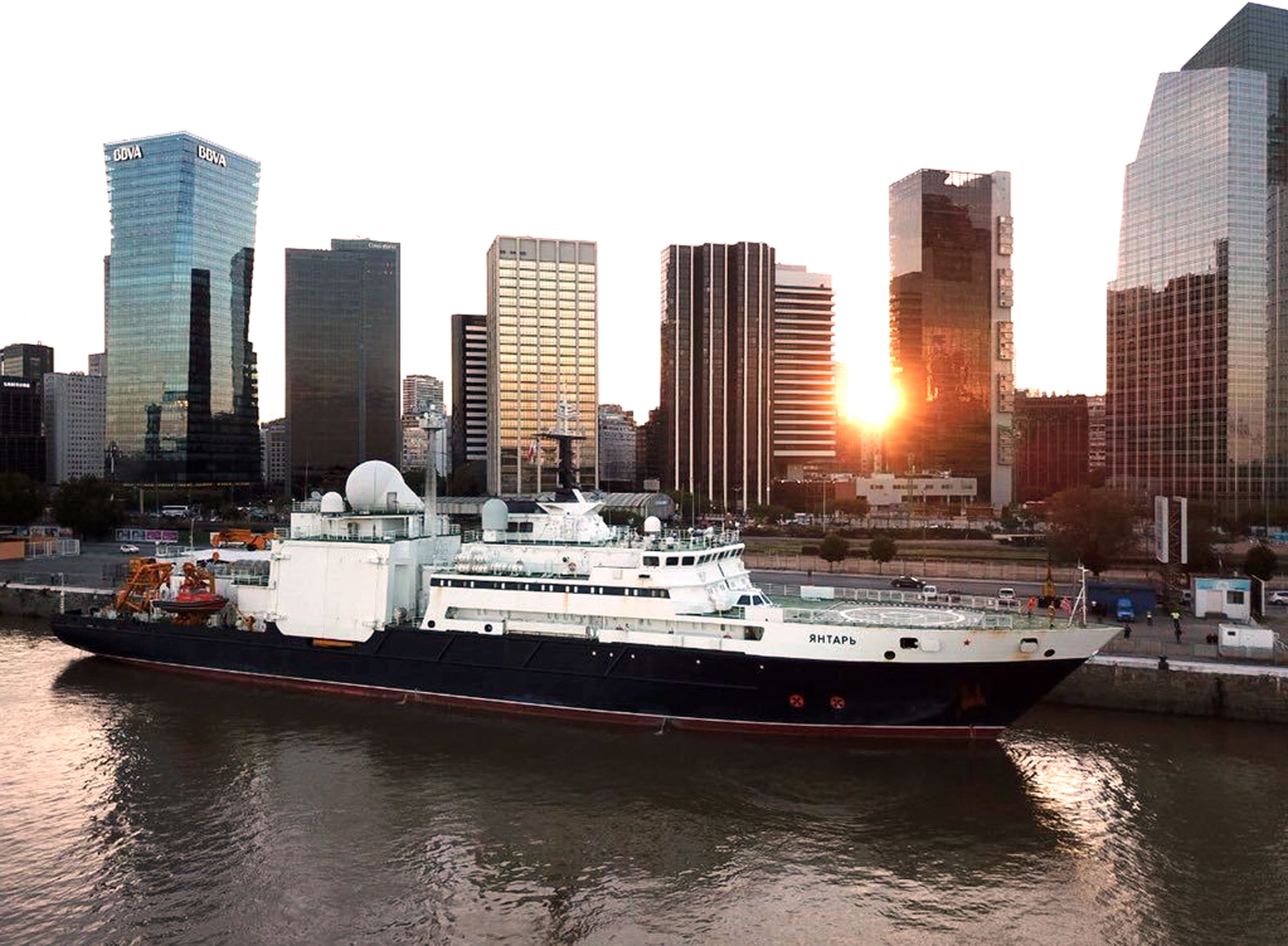 Could enemies target undersea cables that link the world?