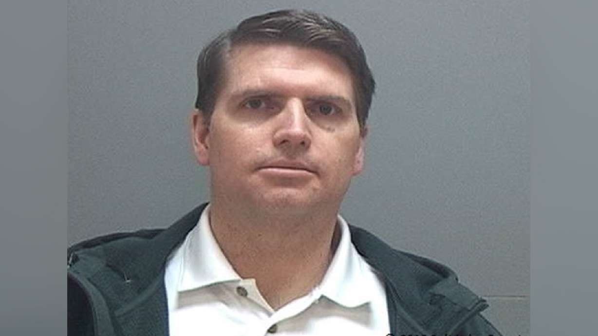 More than 300 child porn images found on Sandy man's computer, charges say