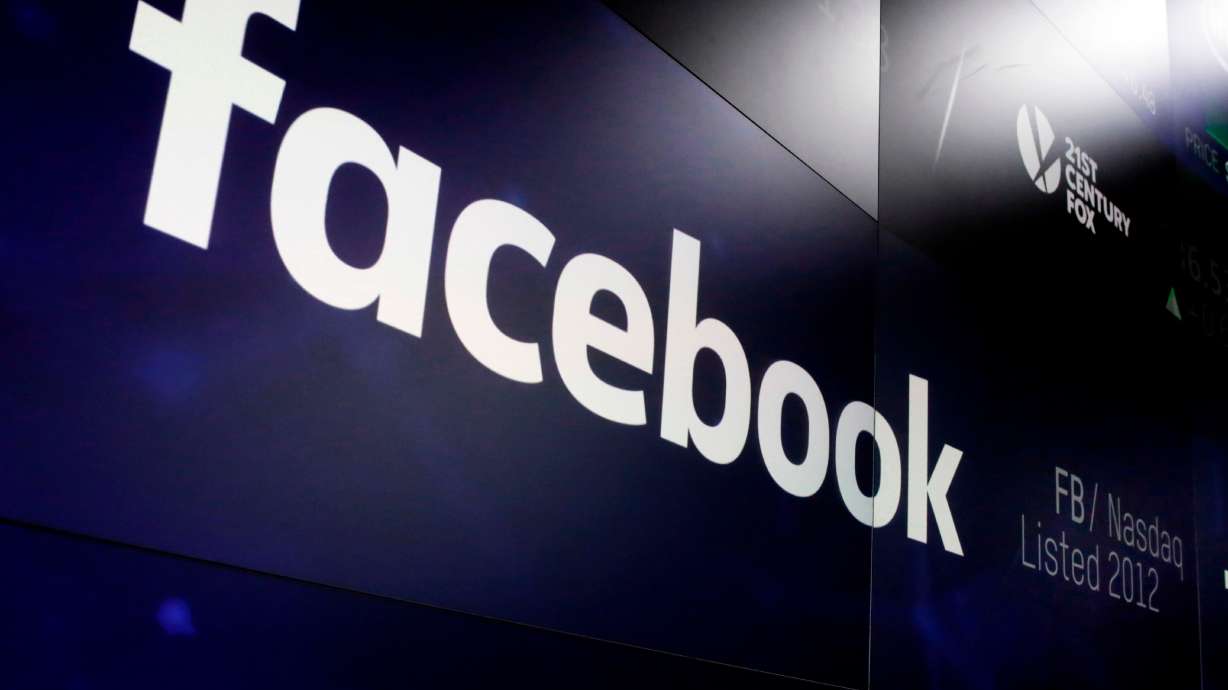 Facebook to send Cambridge Analytica data-use notices Monday